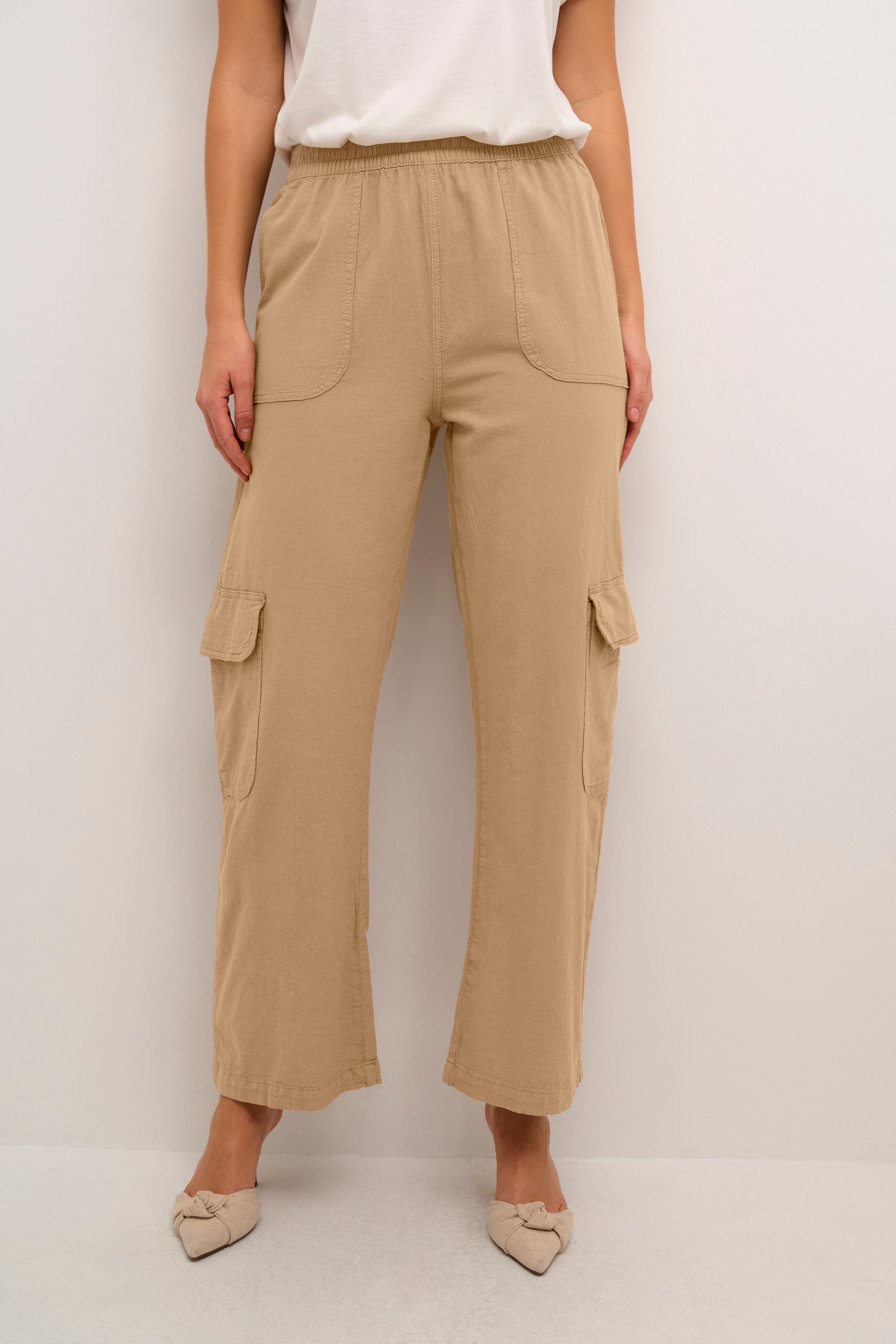 KAnaya Trousers LOOKBOOK FRONT 10508358-101239