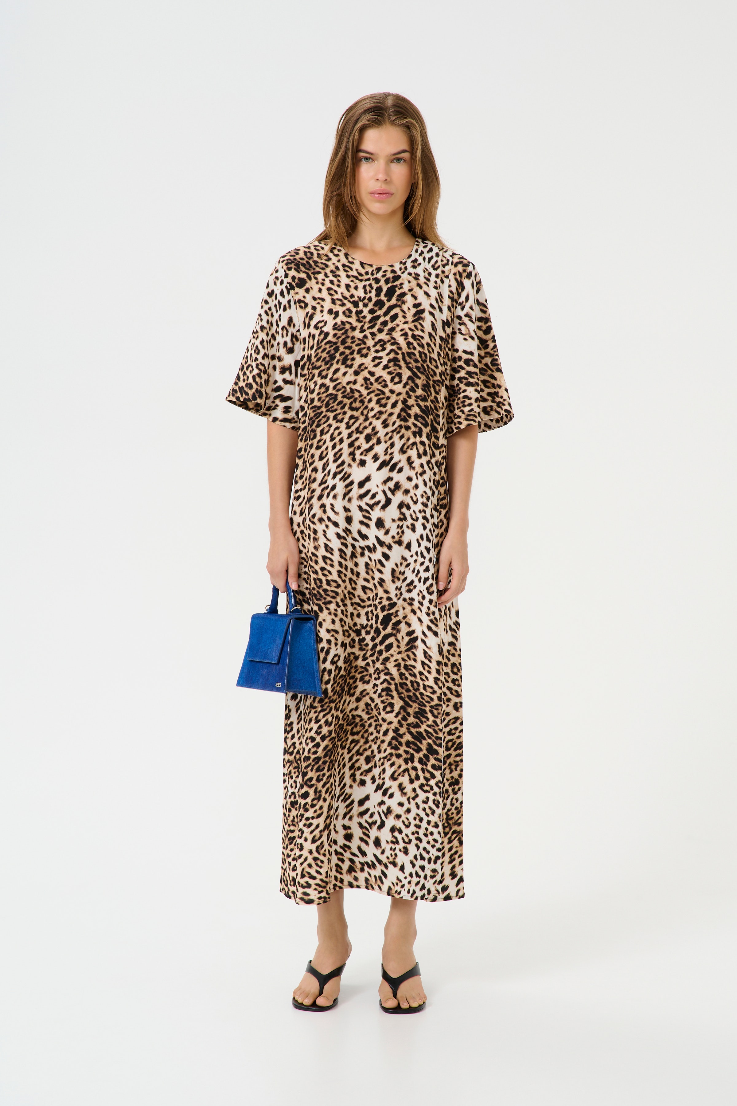 GZgeopa Kleid LOOKBOOK FRONT 10910177-107683