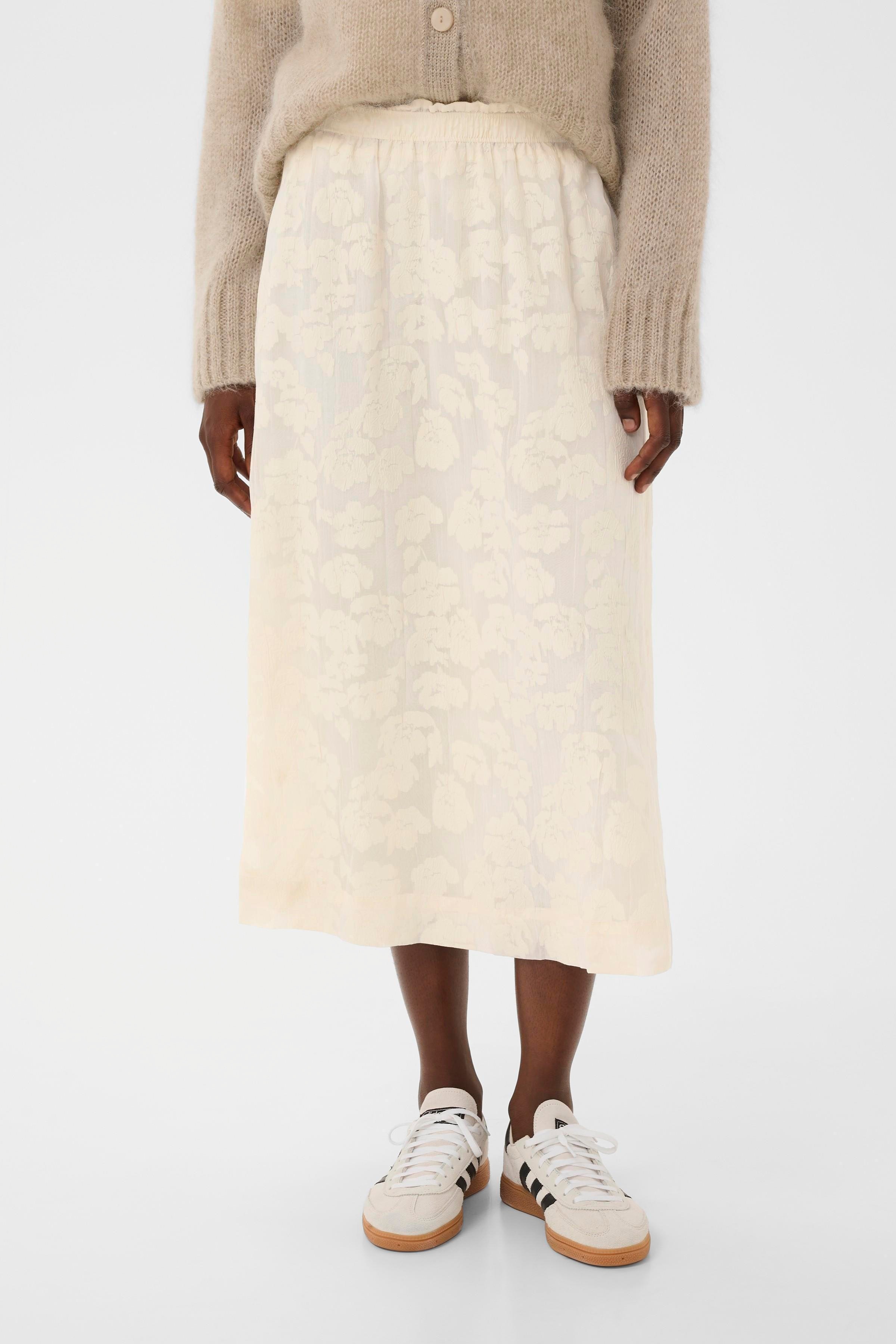 ZoyaPW Rock LOOKBOOK FRONT 30310312-304547