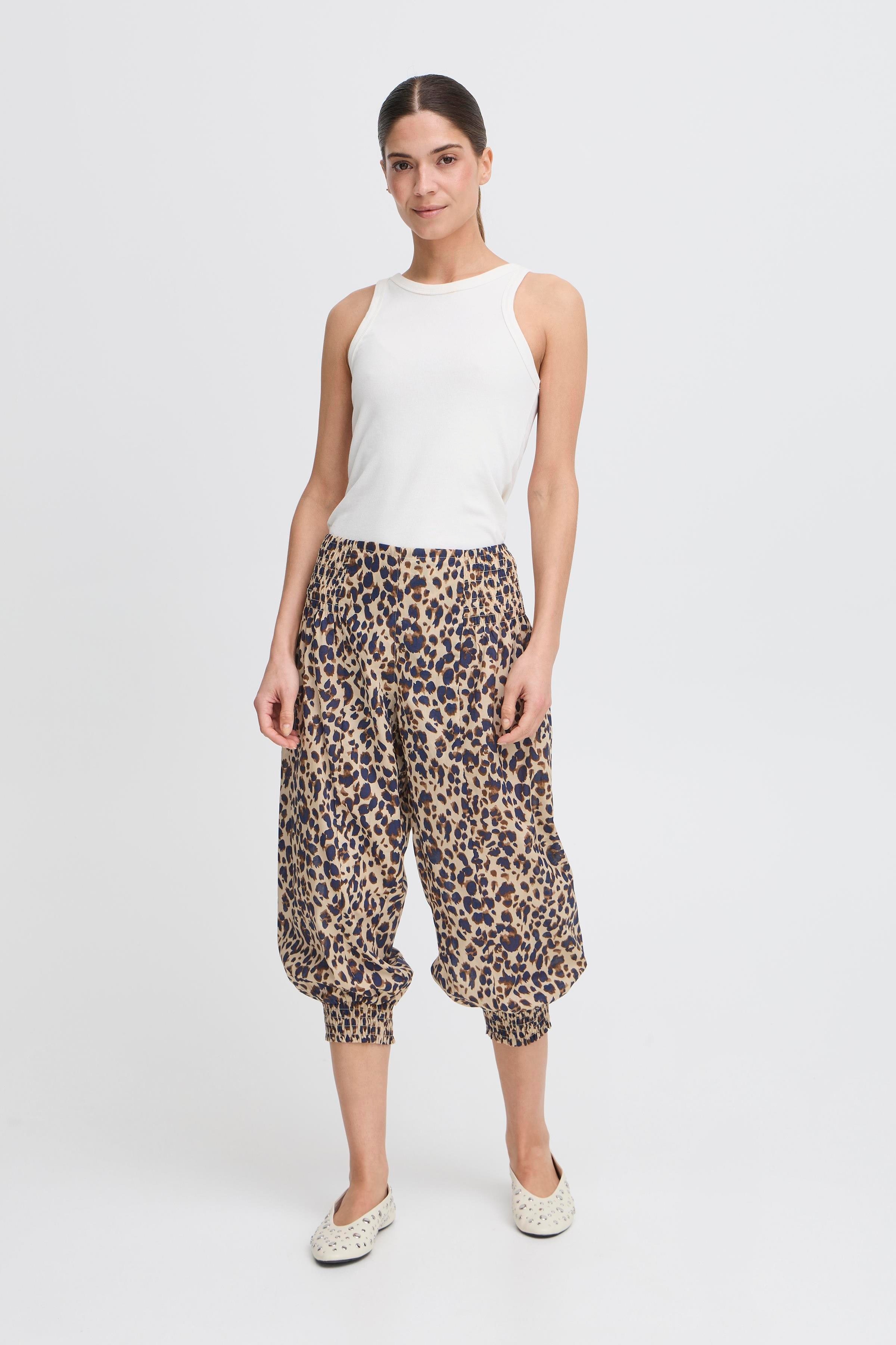 PZJILL Wide Capri Trousers LOOKBOOK FRONT 50200339-202010