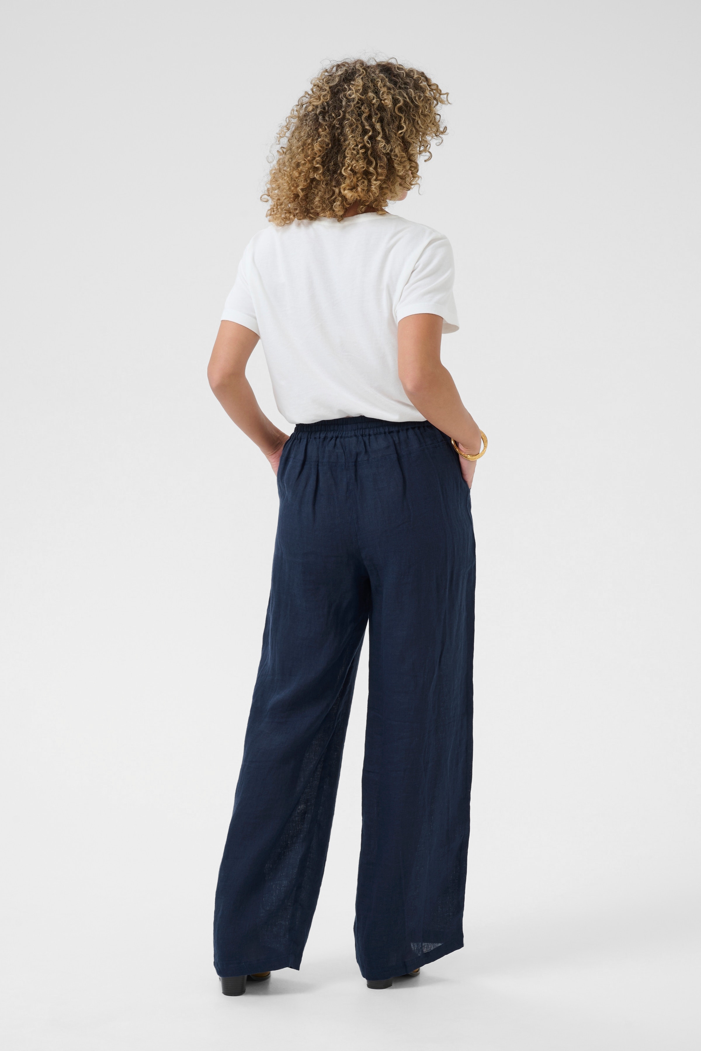 CRBellis Leinen Hose LOOKBOOK BACK 10611574-194024