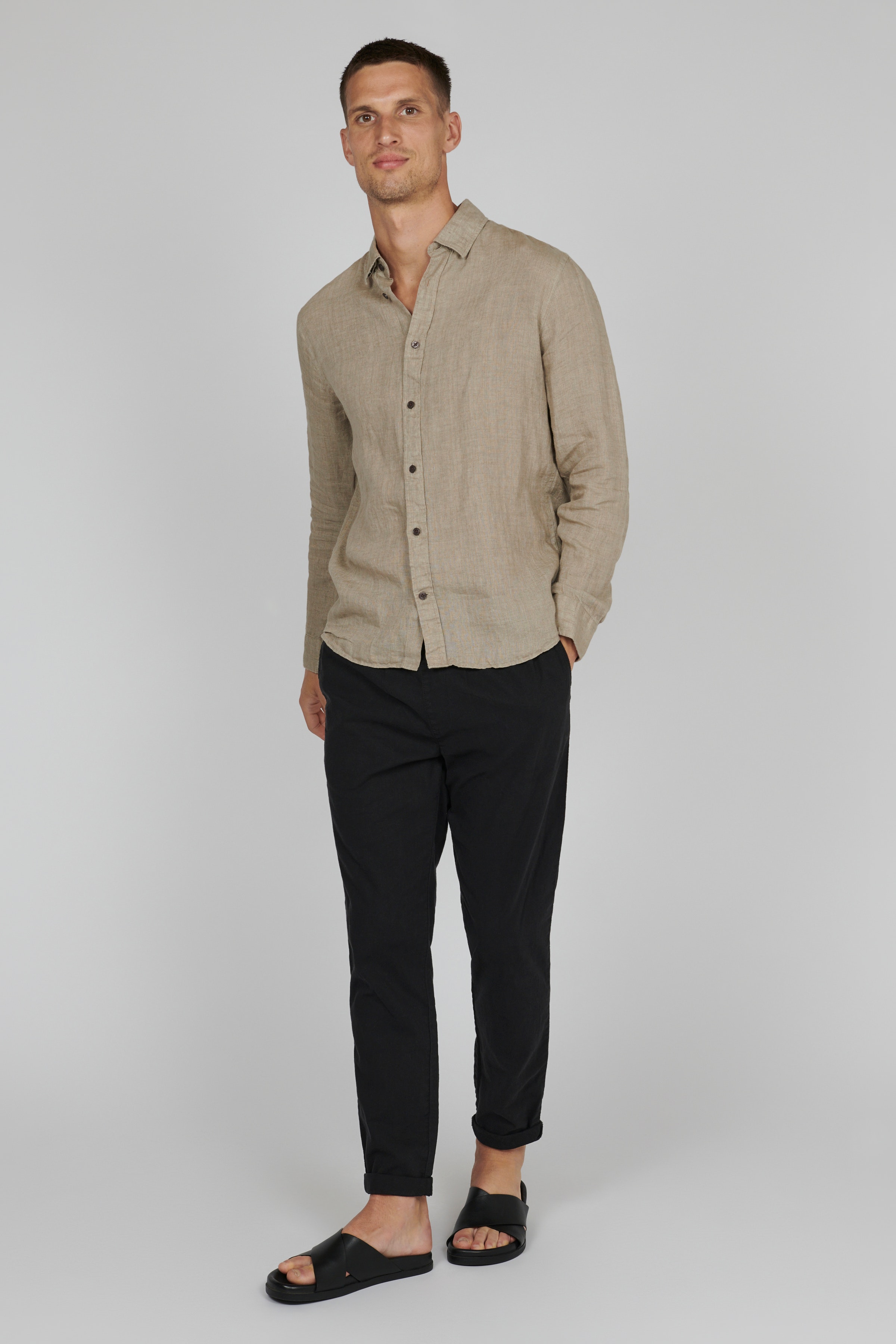 MAtrostol Shirt LOOKBOOK FRONT 30205381-190820