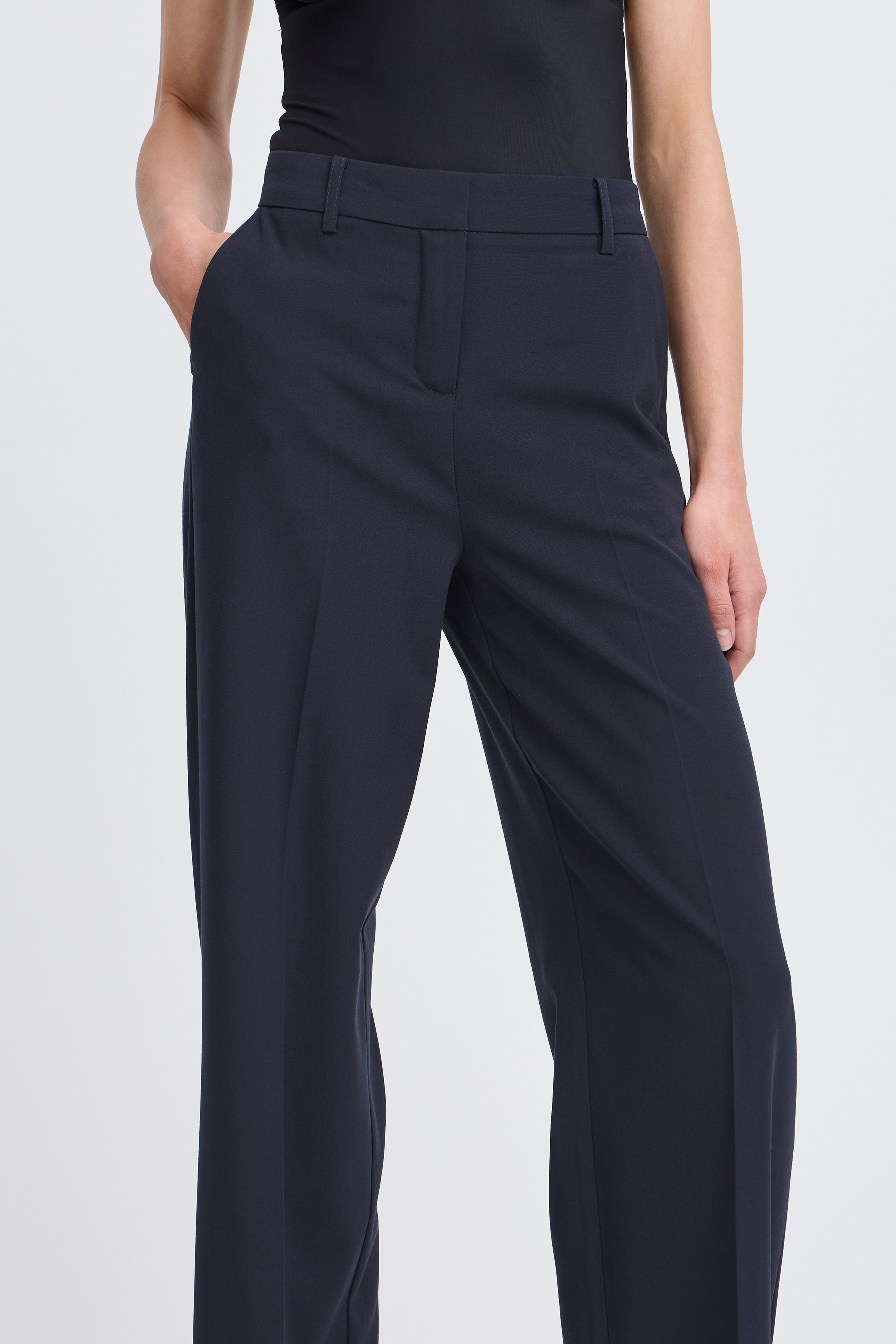 BYDANTA Trousers LOOKBOOK DETAIL 20806640-194020
