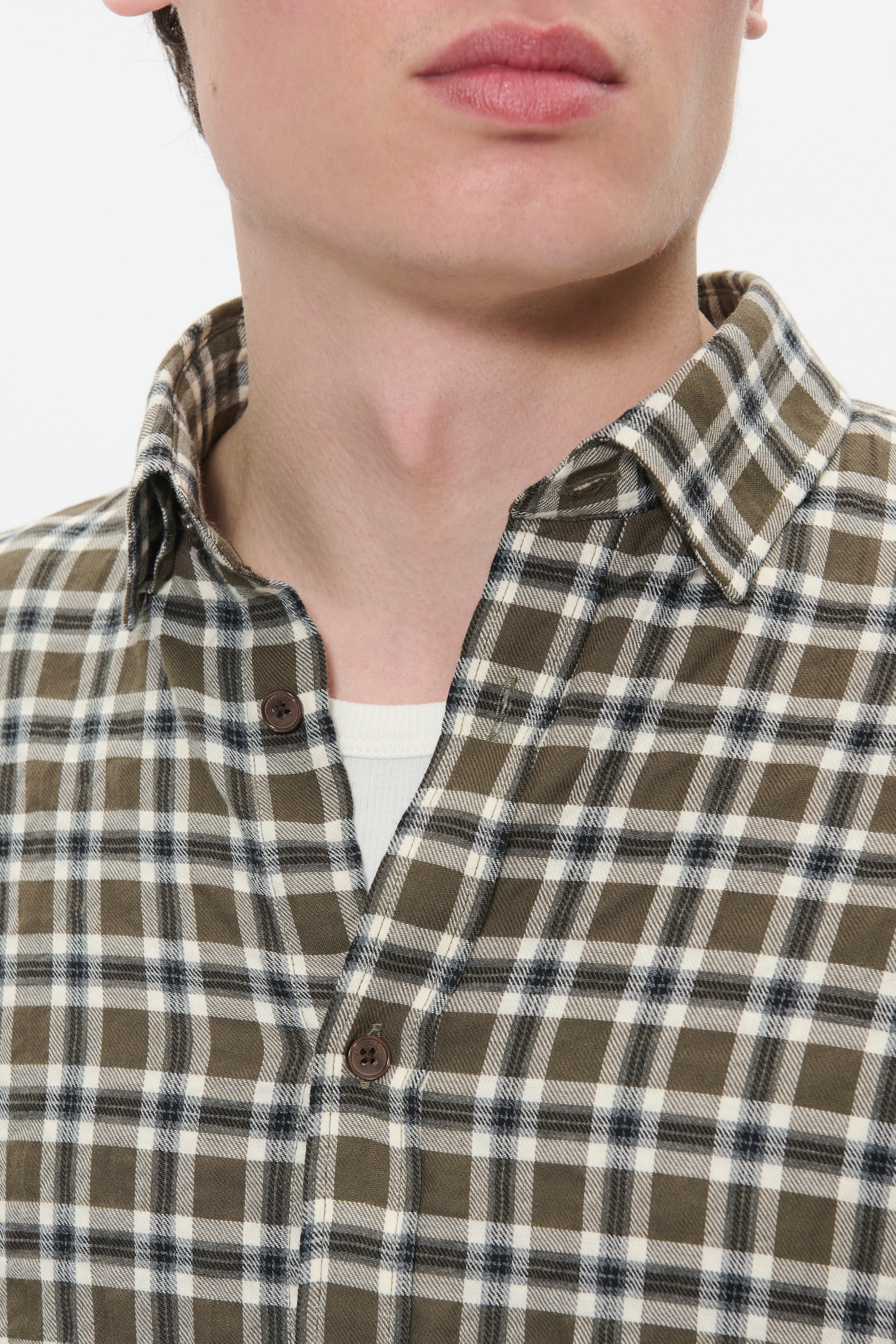 MAChristaldo Shirt LOOKBOOK DETAIL 30208552-190515