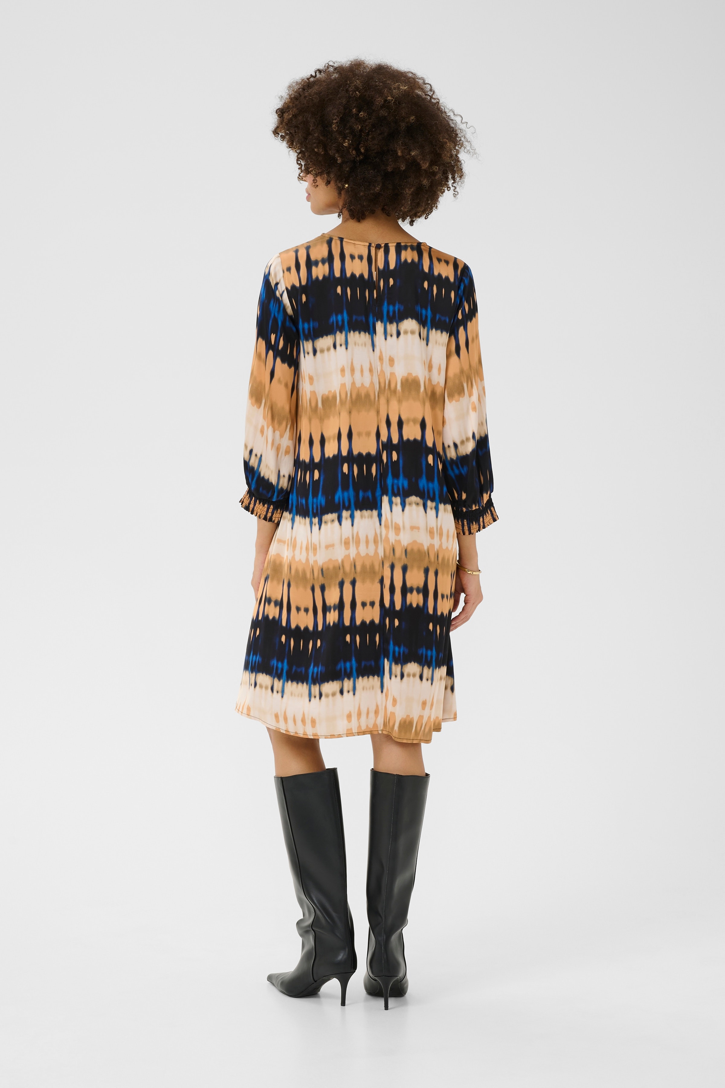 CUmacy Jurk LOOKBOOK BACK 50112022-107890