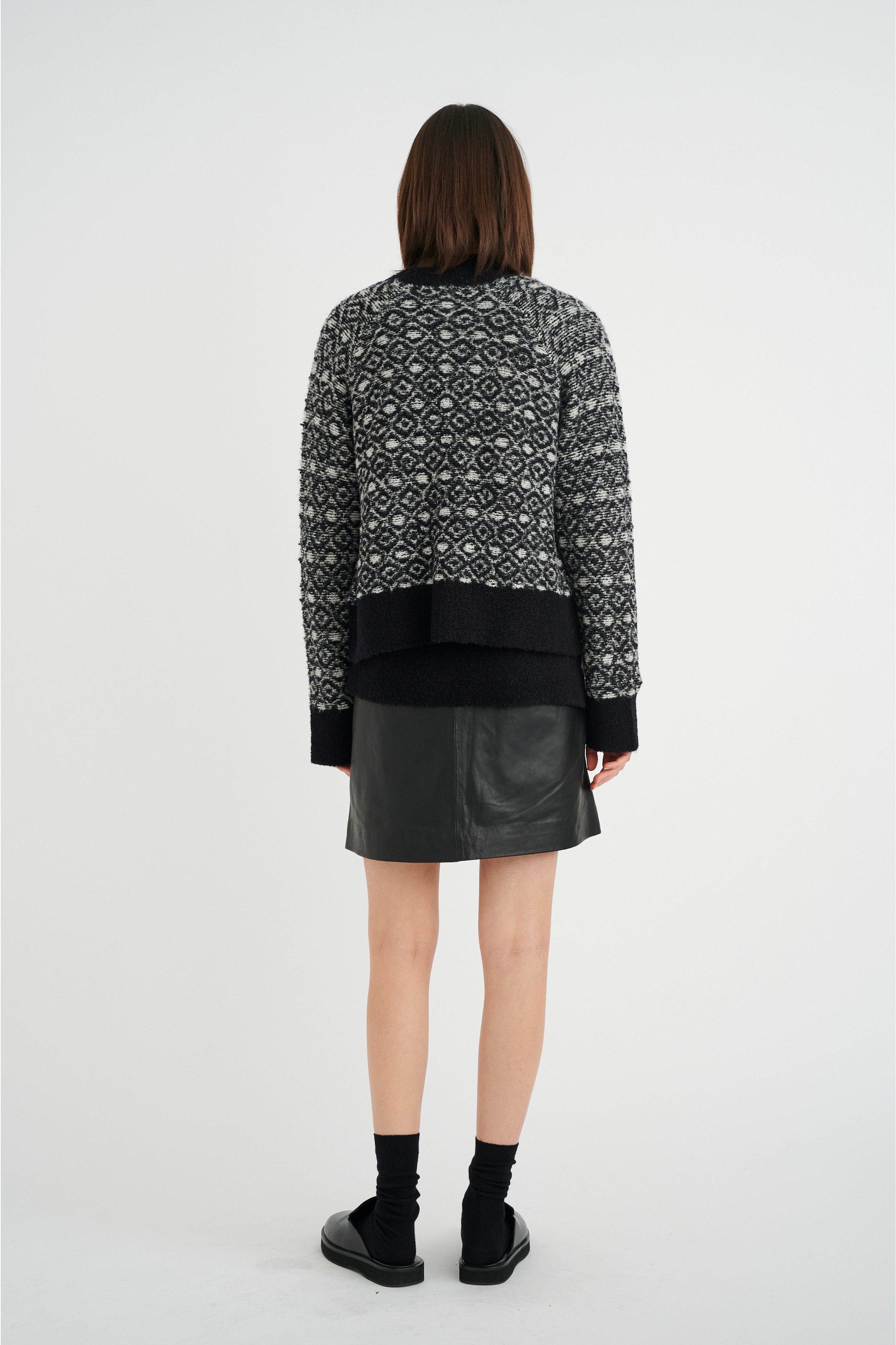 JinkaIW Pullover LOOKBOOK BACK 30107532-300027