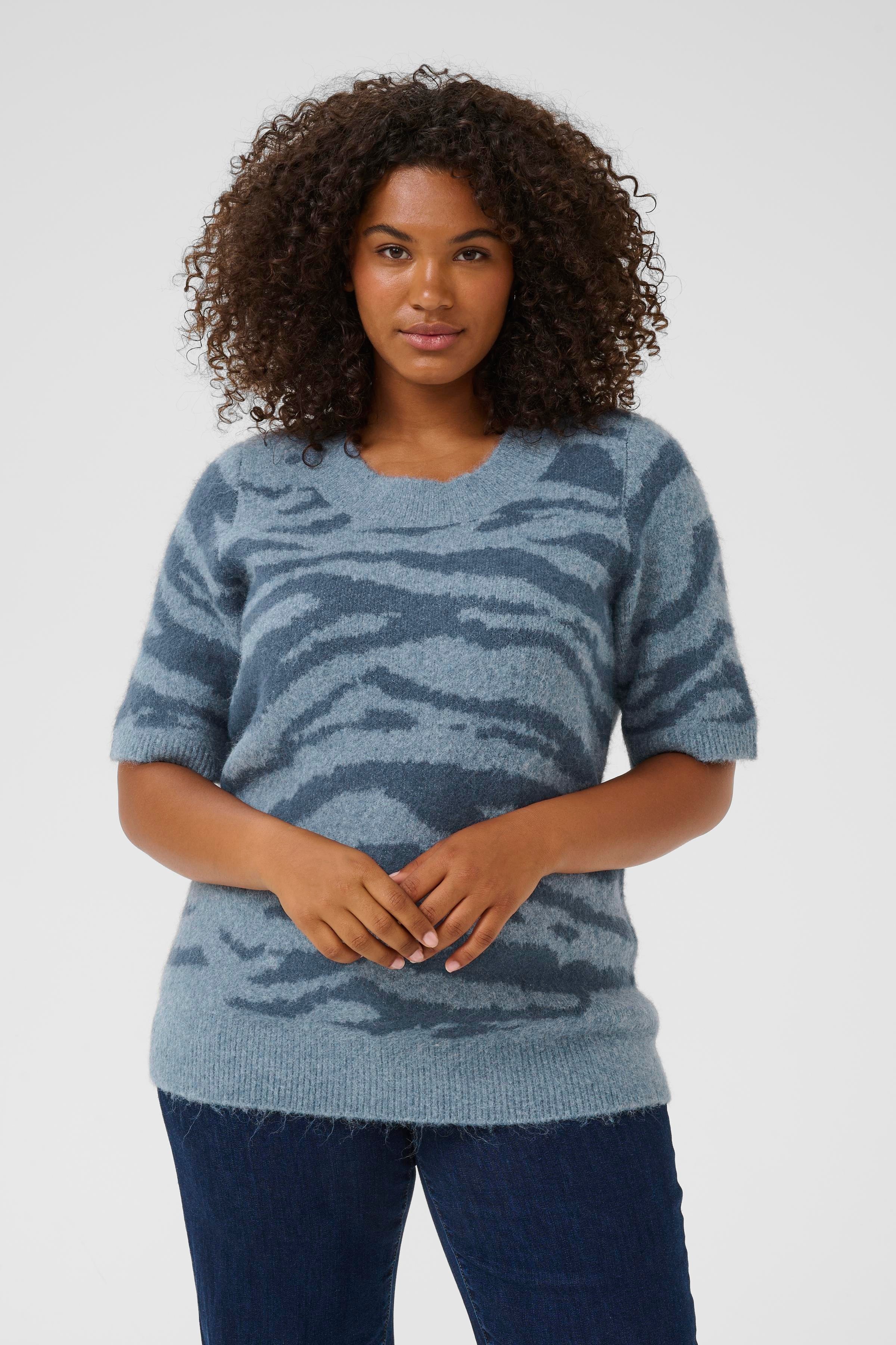 KCsandia Pullover LOOKBOOK FRONT 10583698-108395