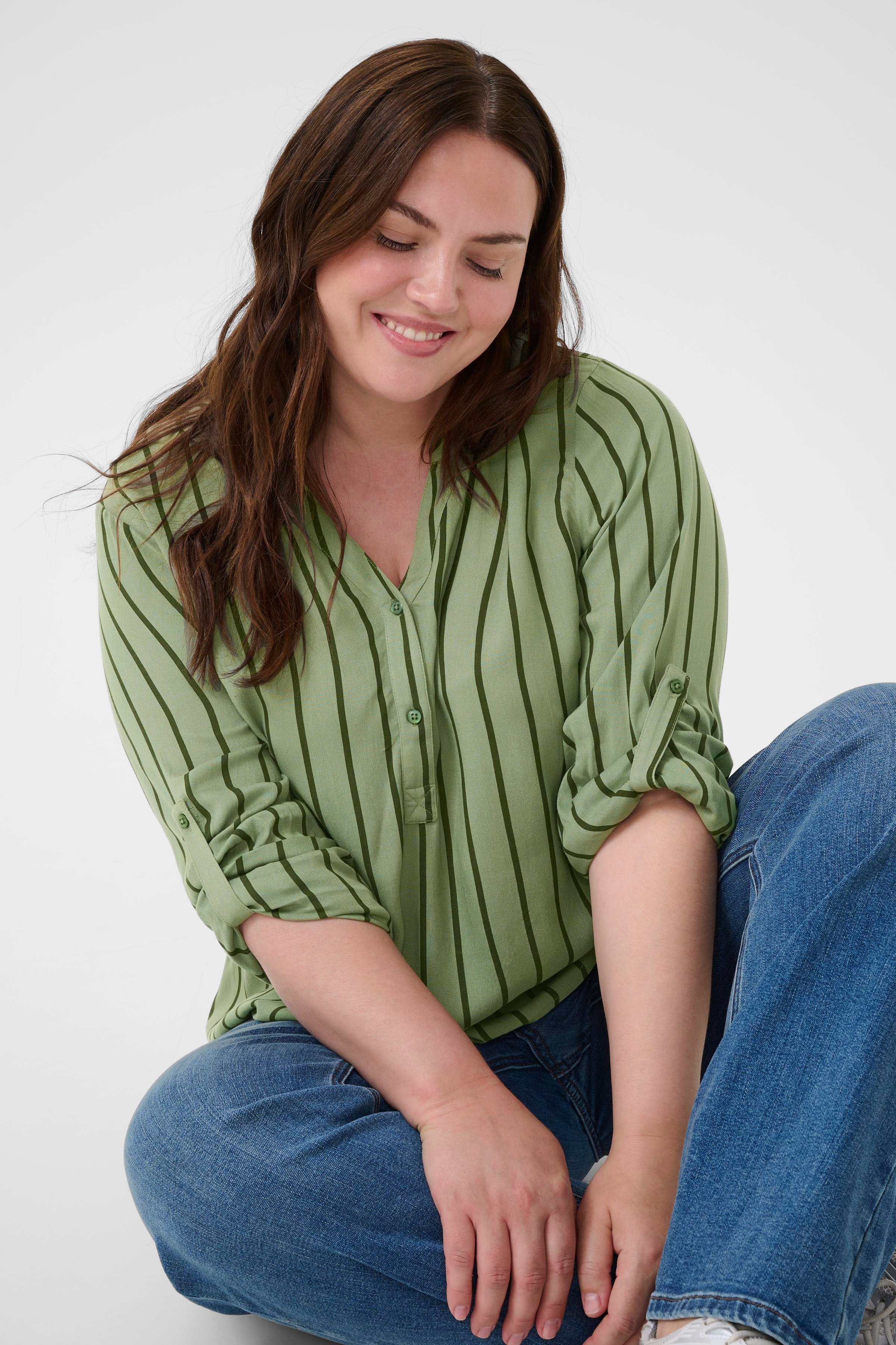 KCsida Blouse LOOKBOOK DETAIL 10580350-109015