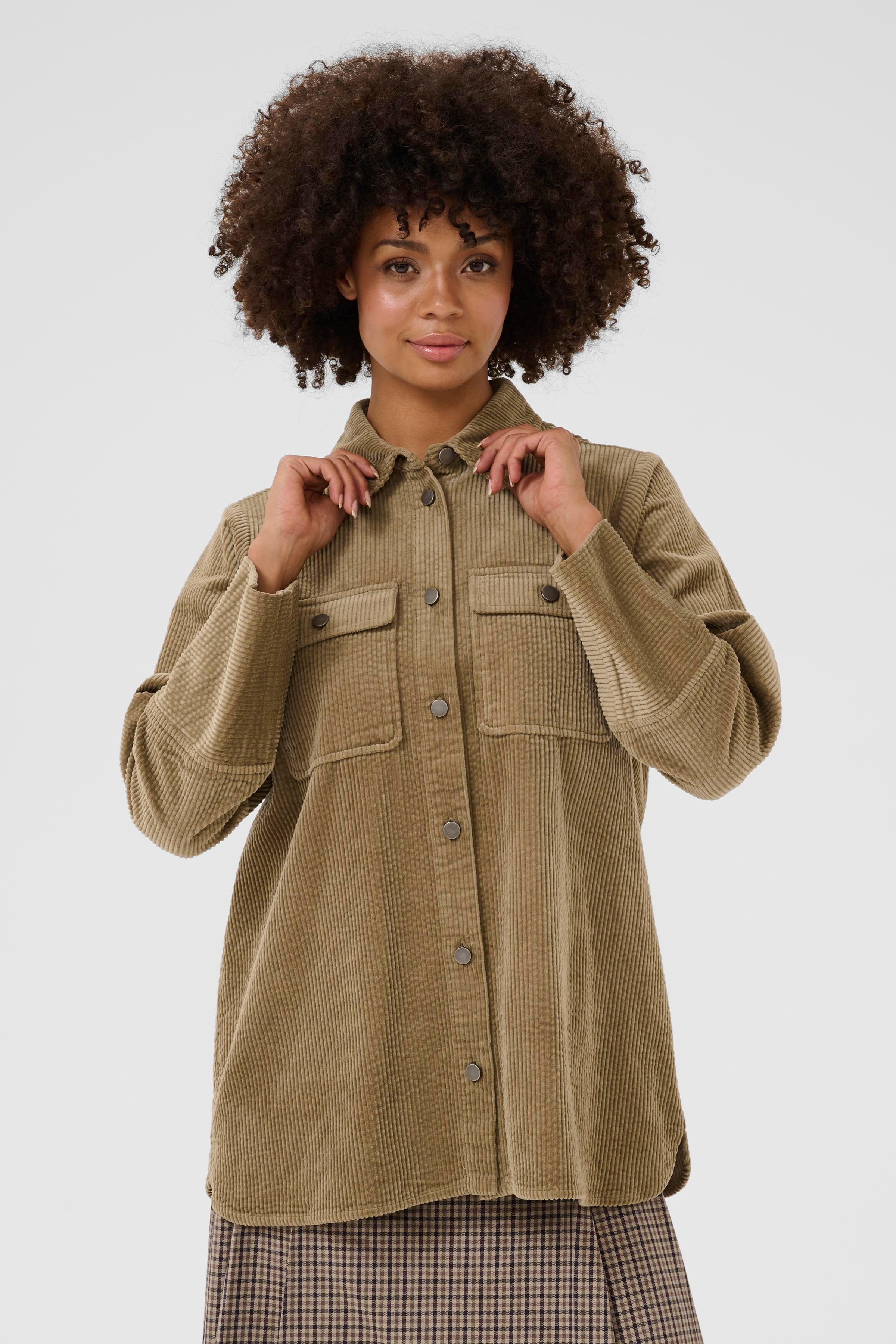 CUbaela Manchesterskjorta LOOKBOOK FRONT 50112268-171310