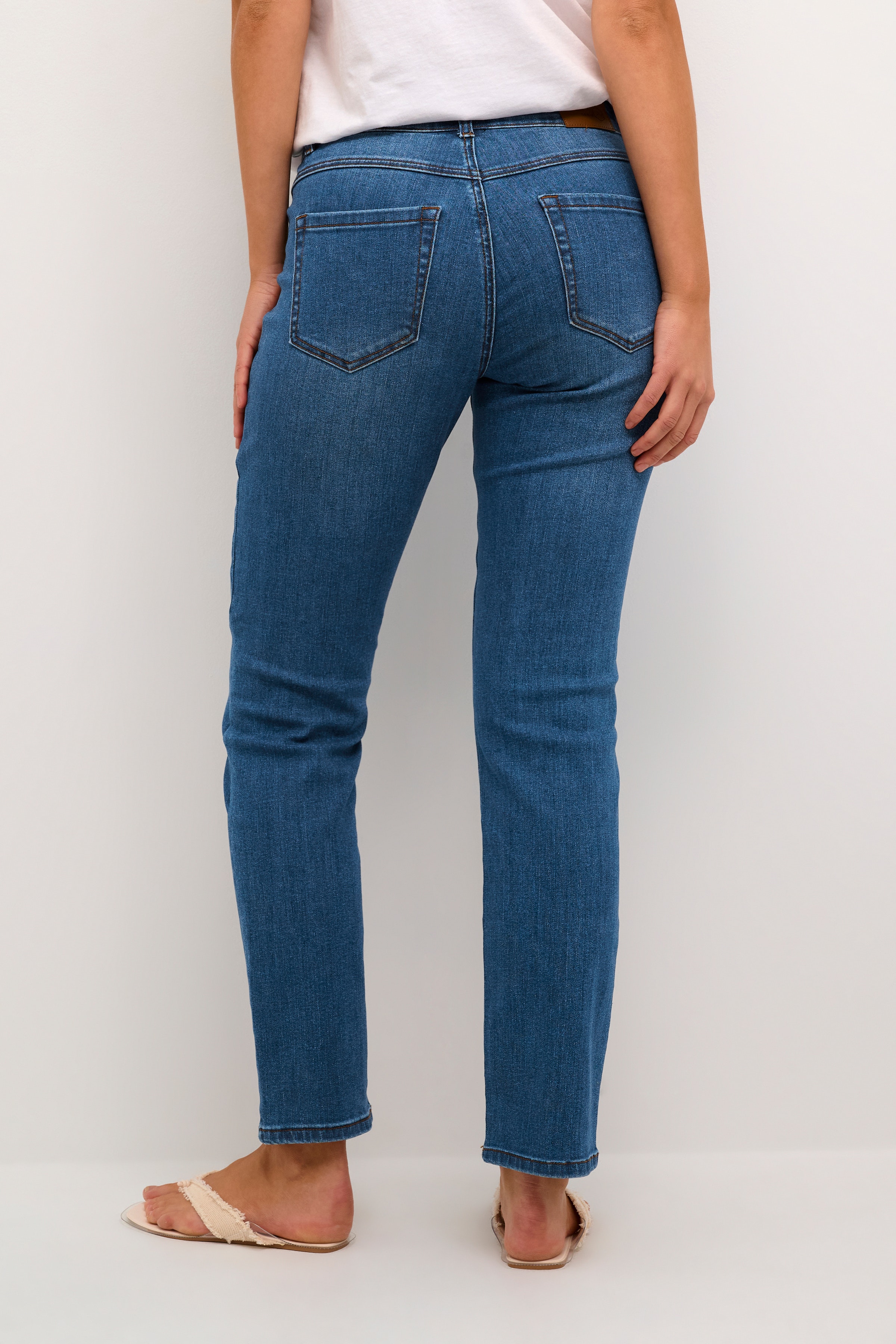 KAsinem Straight Jeans LOOKBOOK BACK 10508384-102272