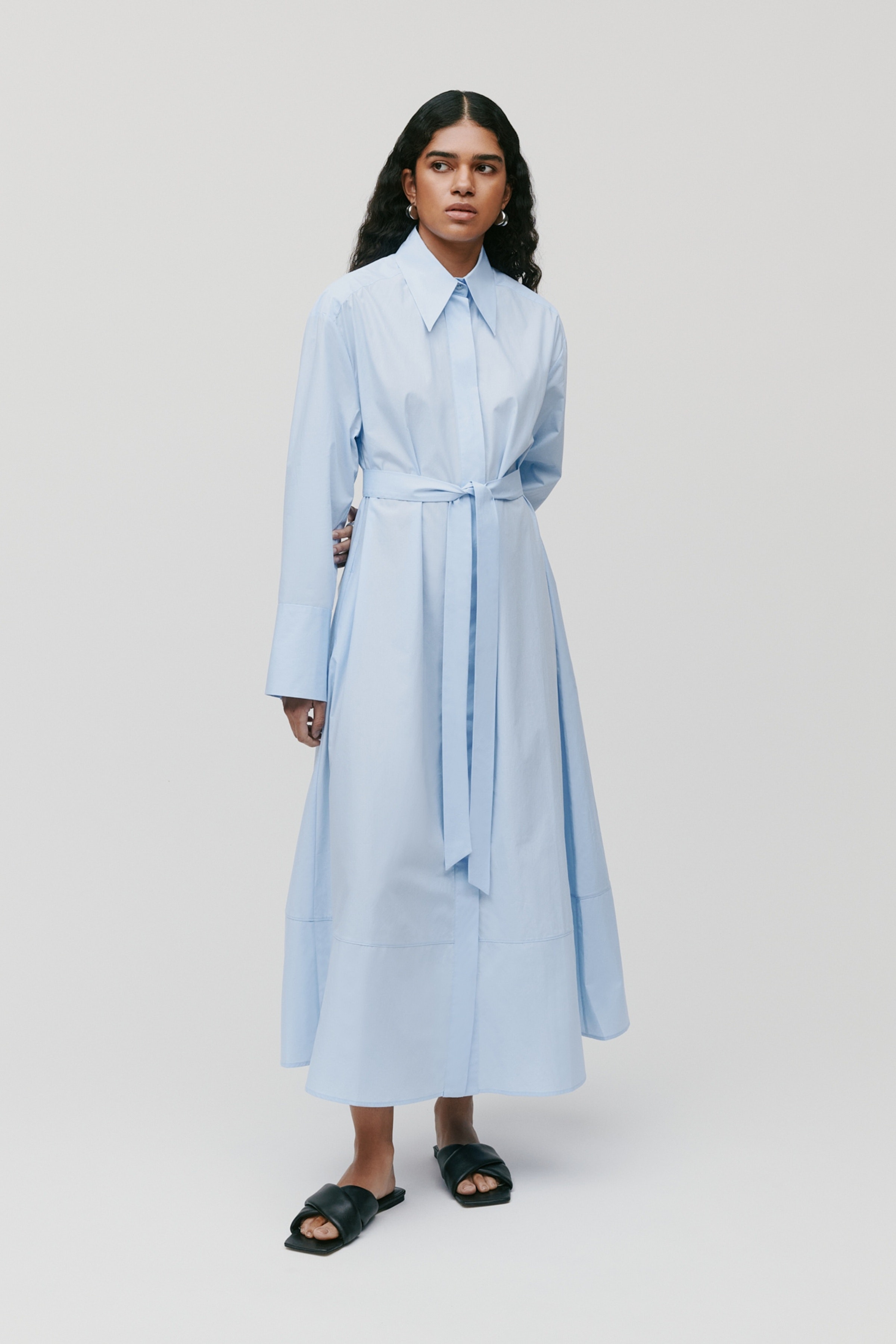 DINA Kjole LOOKBOOK FRONT 30600743-BL808