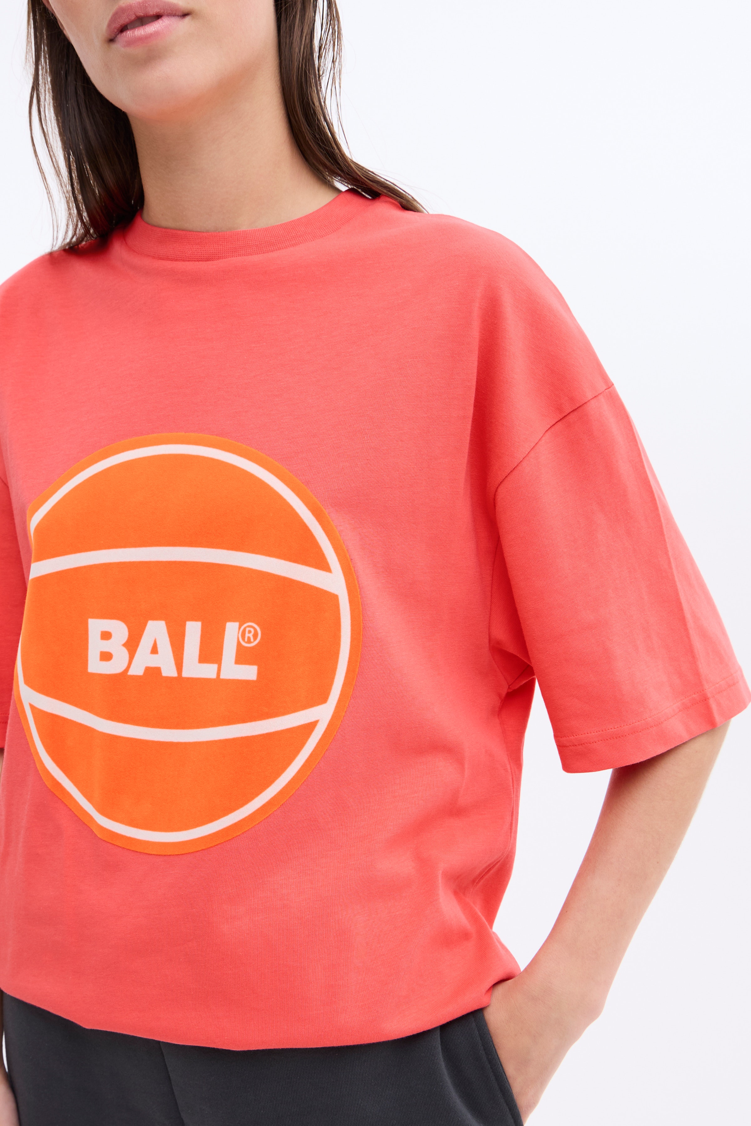 BALL CPH CIRCLE TEE LOOKBOOK DETAIL 50405215-B1013