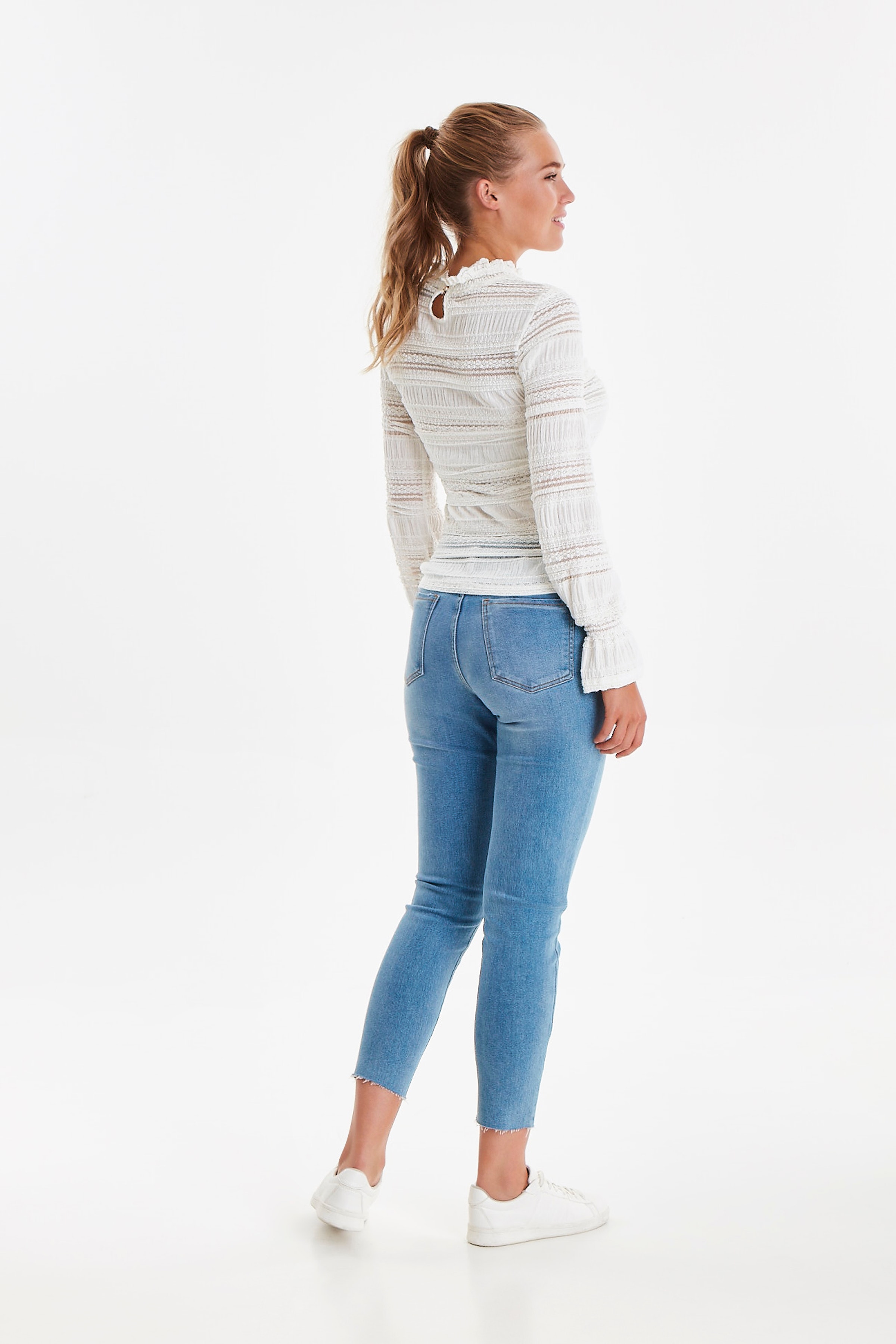 BXSiana Blouse LOOKBOOK FRONT 20808083-80115