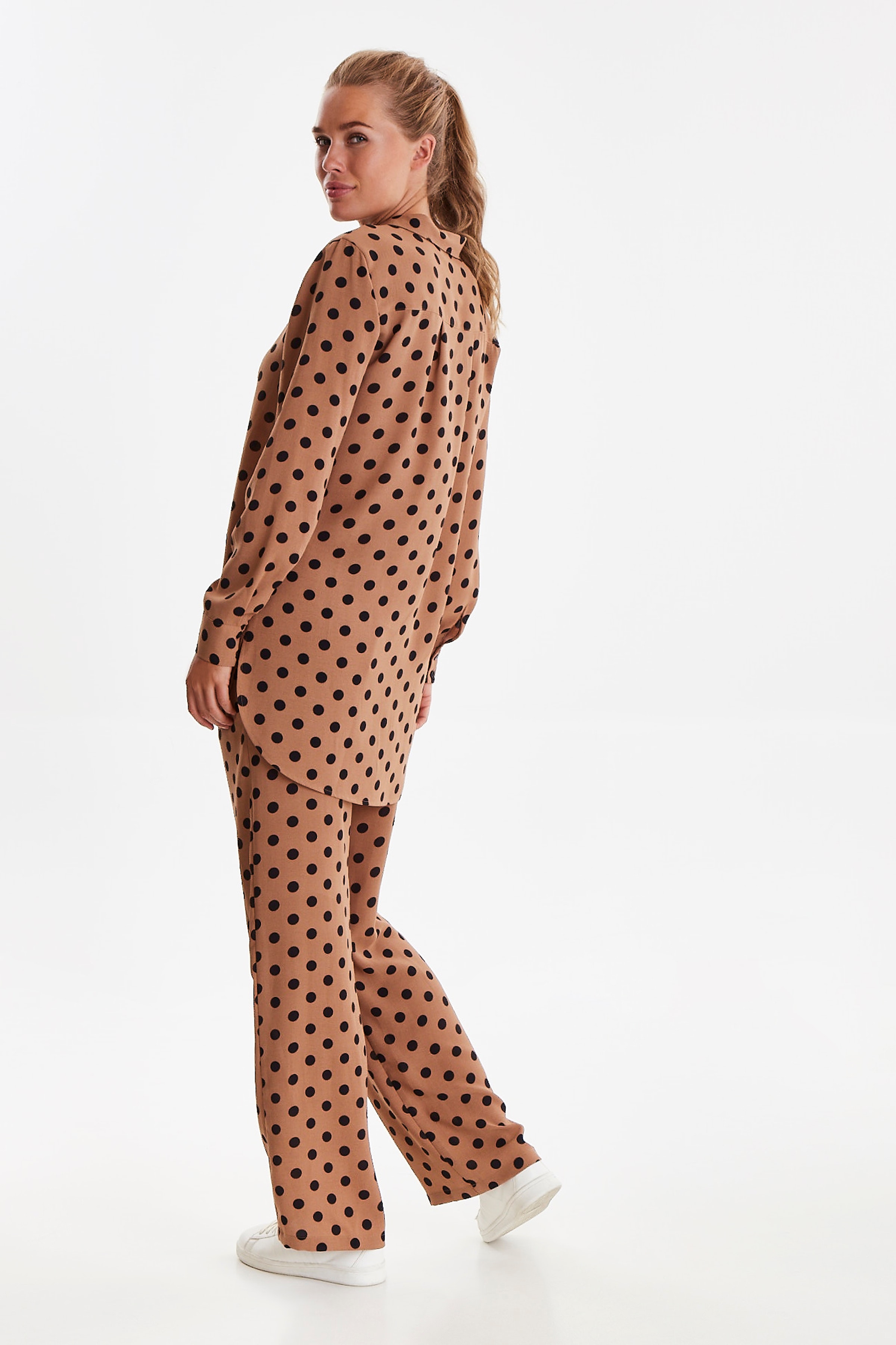 BXHinna Hemd LOOKBOOK BACK 20808398-80184