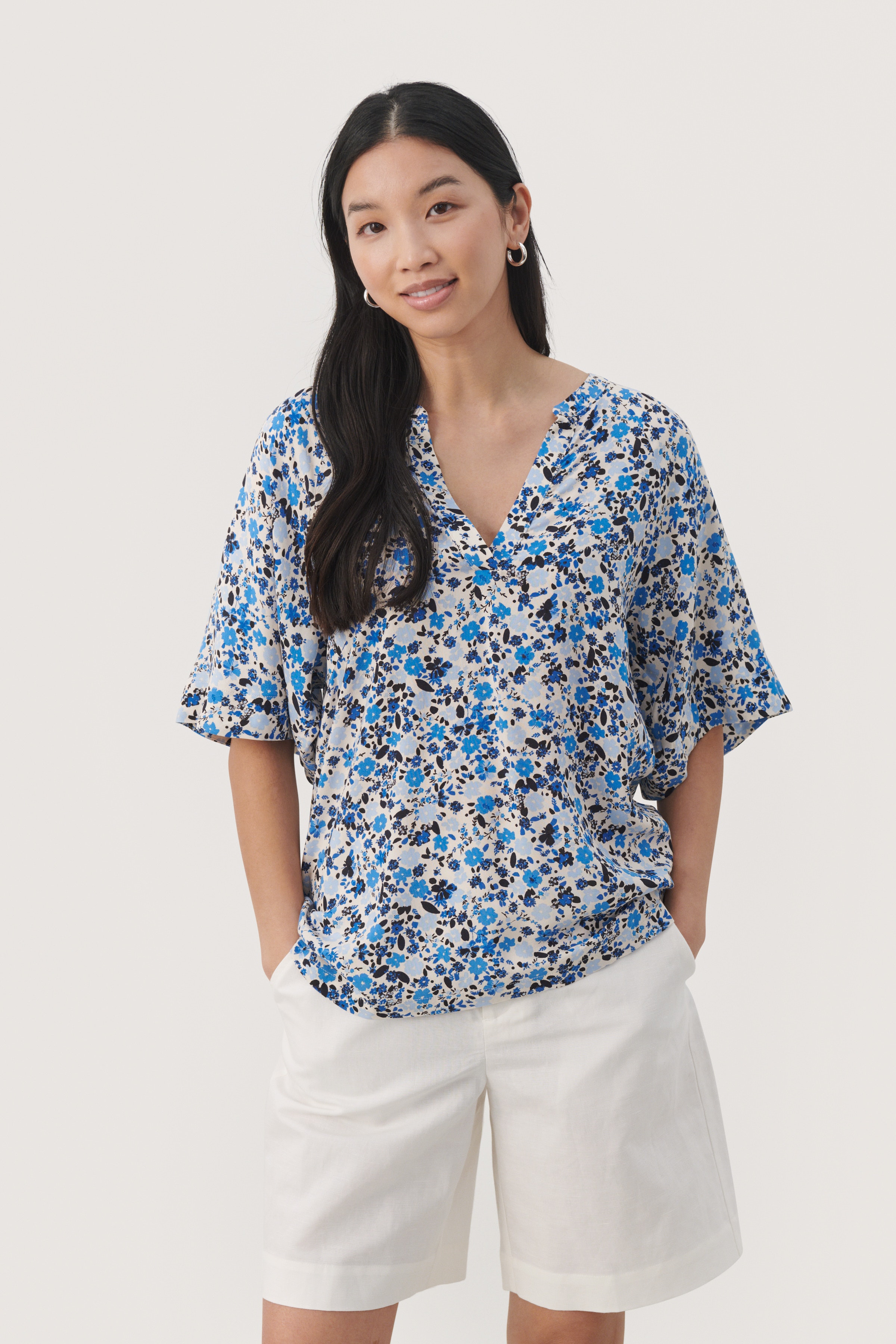 PetinanPW Blus LOOKBOOK FRONT 30308318-303005