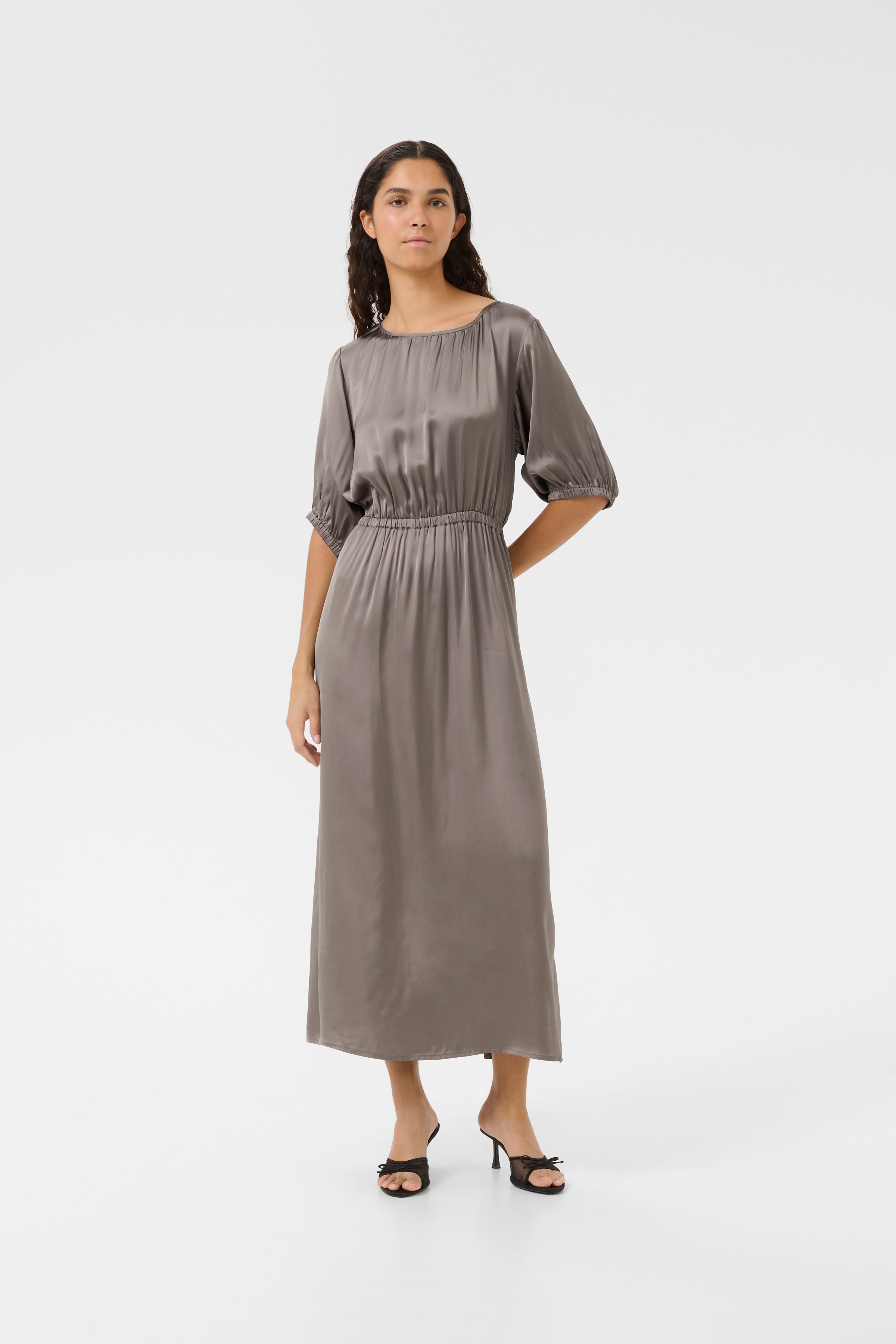 KBAmelia Kleid LOOKBOOK FRONT 10105555-181304