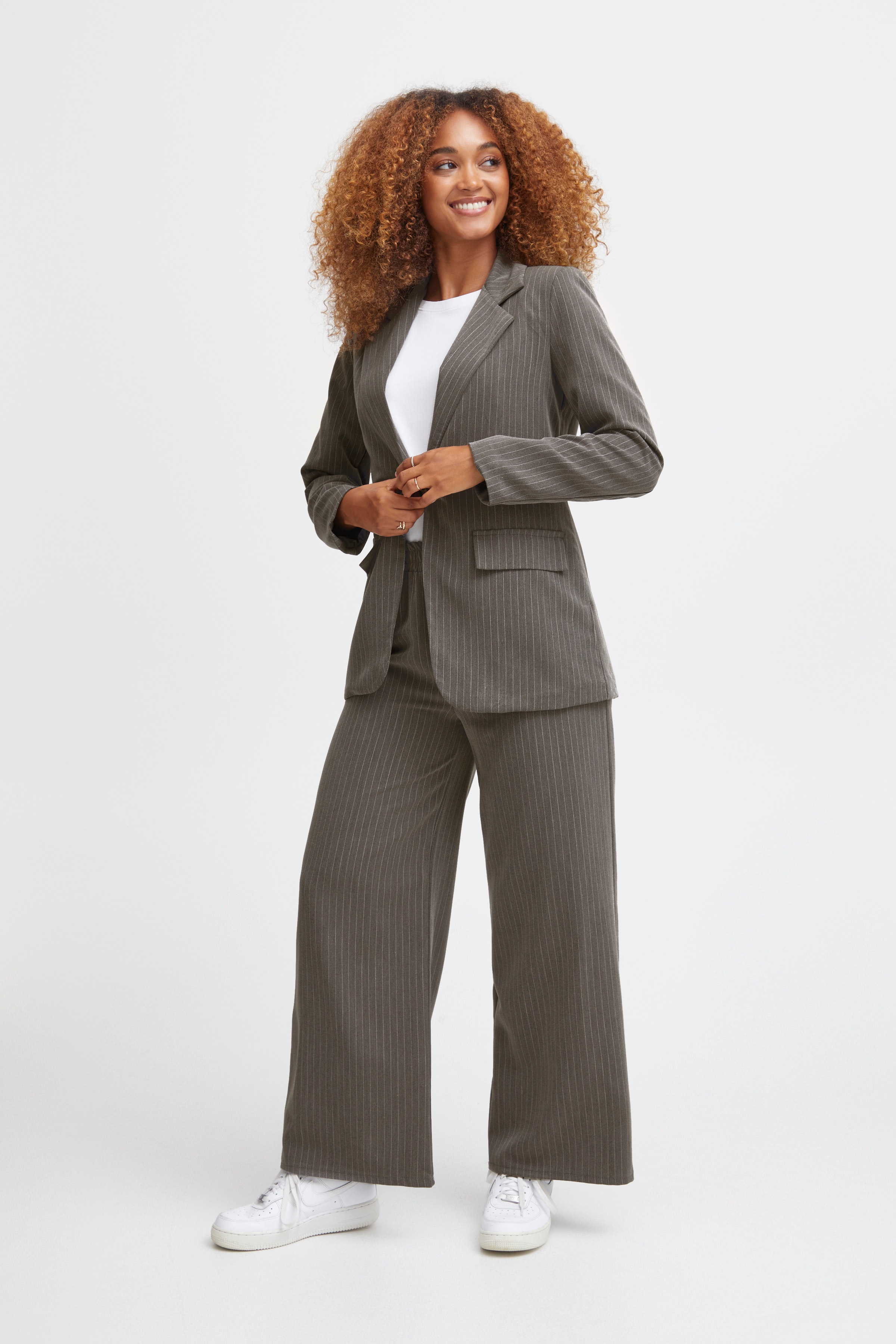 SBDIEGO Blazer LOOKBOOK FRONT 22100380-203619