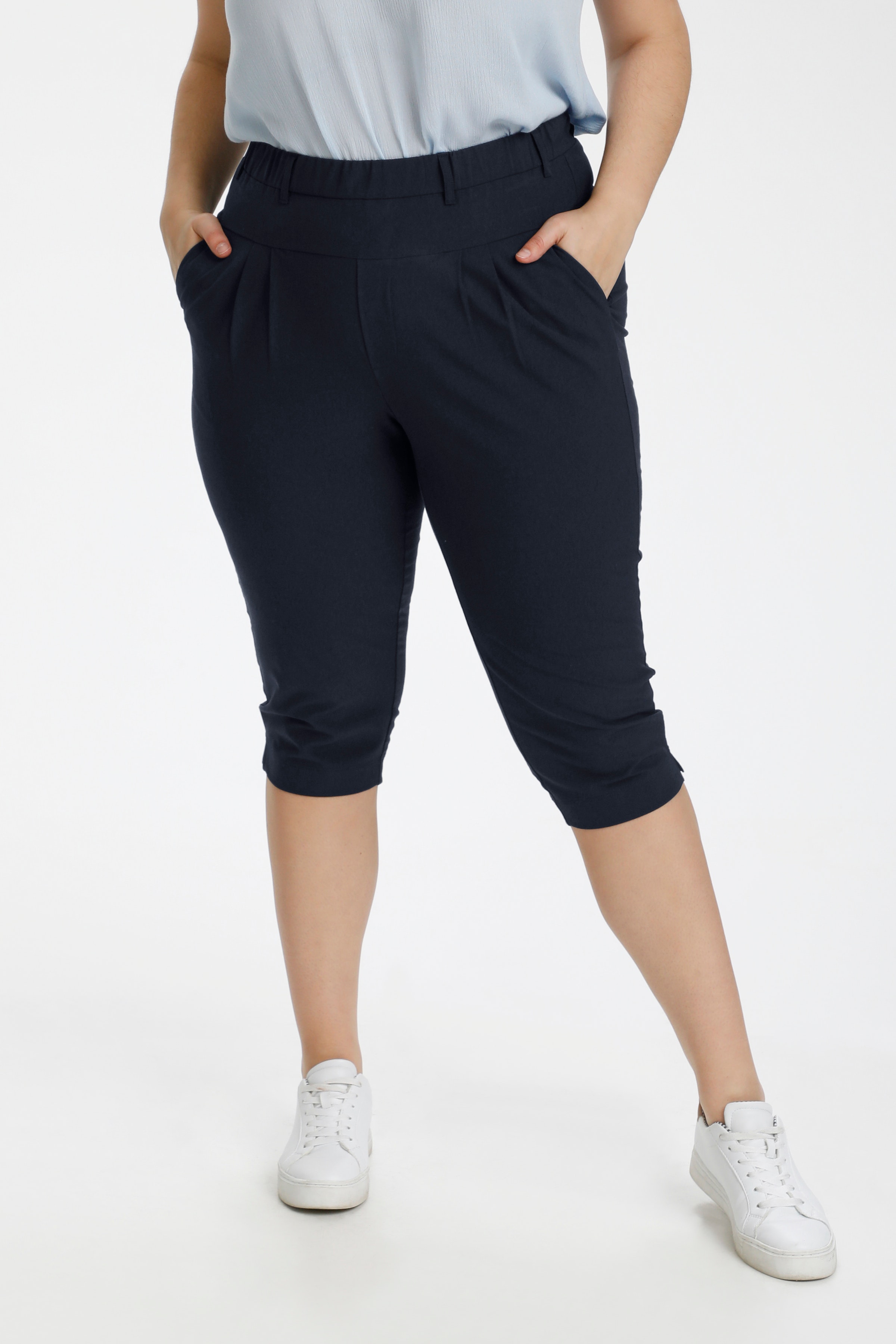 KCjia Capribyxor LOOKBOOK FRONT 10580509-194020