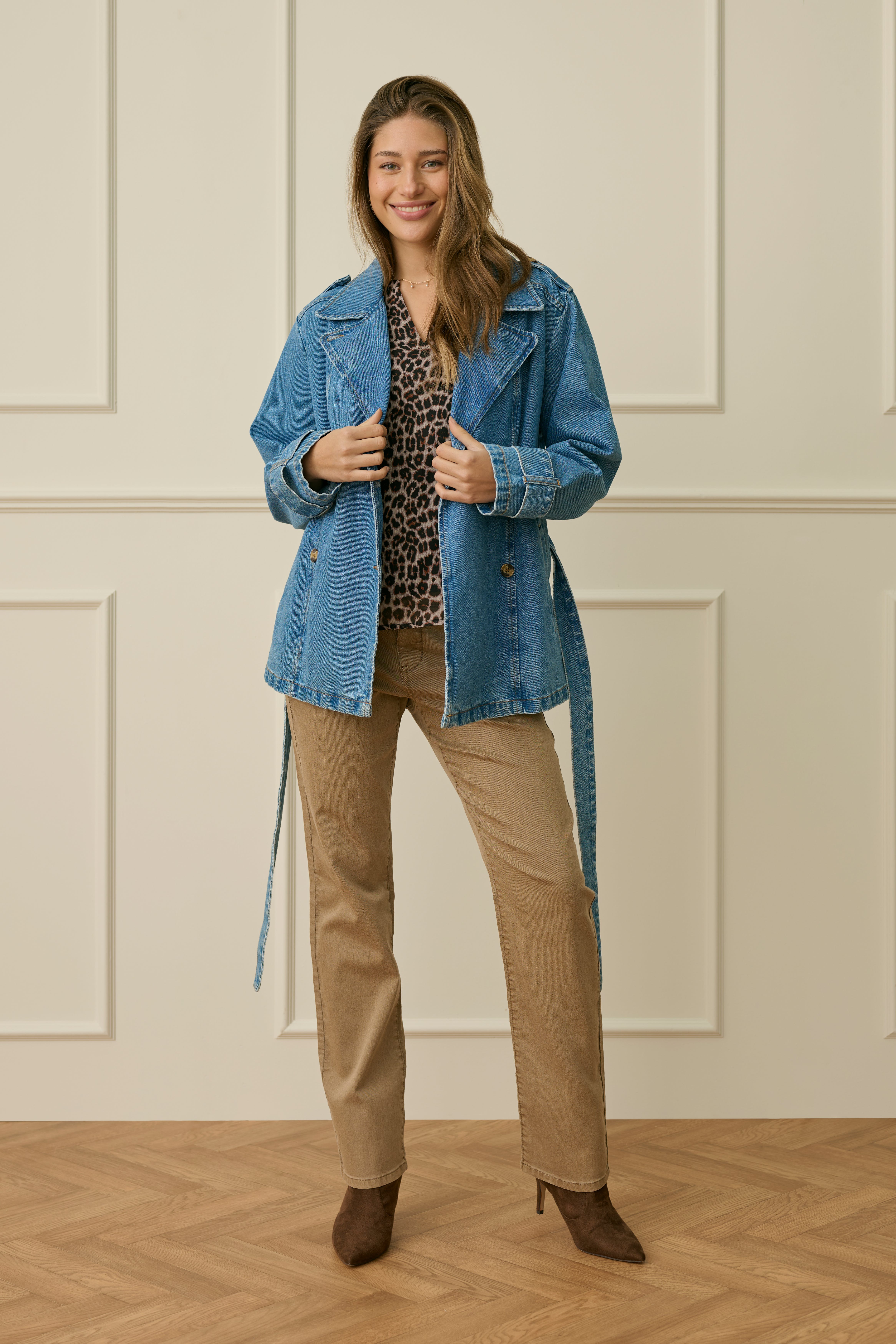 CRVillea Pullover LOCATION NONE 10614623-110701