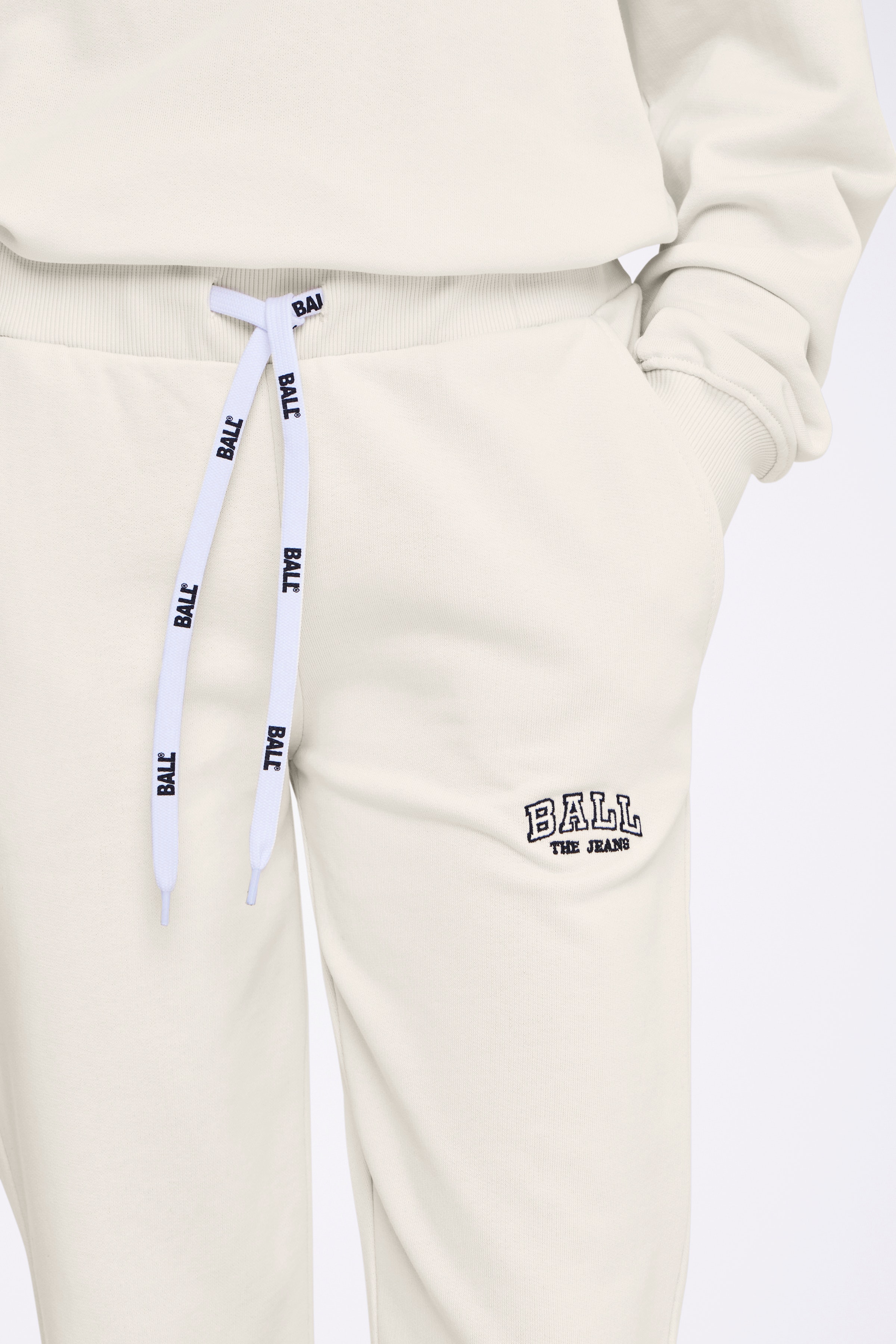 G. JACK SWEATPANTS LOOKBOOK DETAIL 50400036-110602