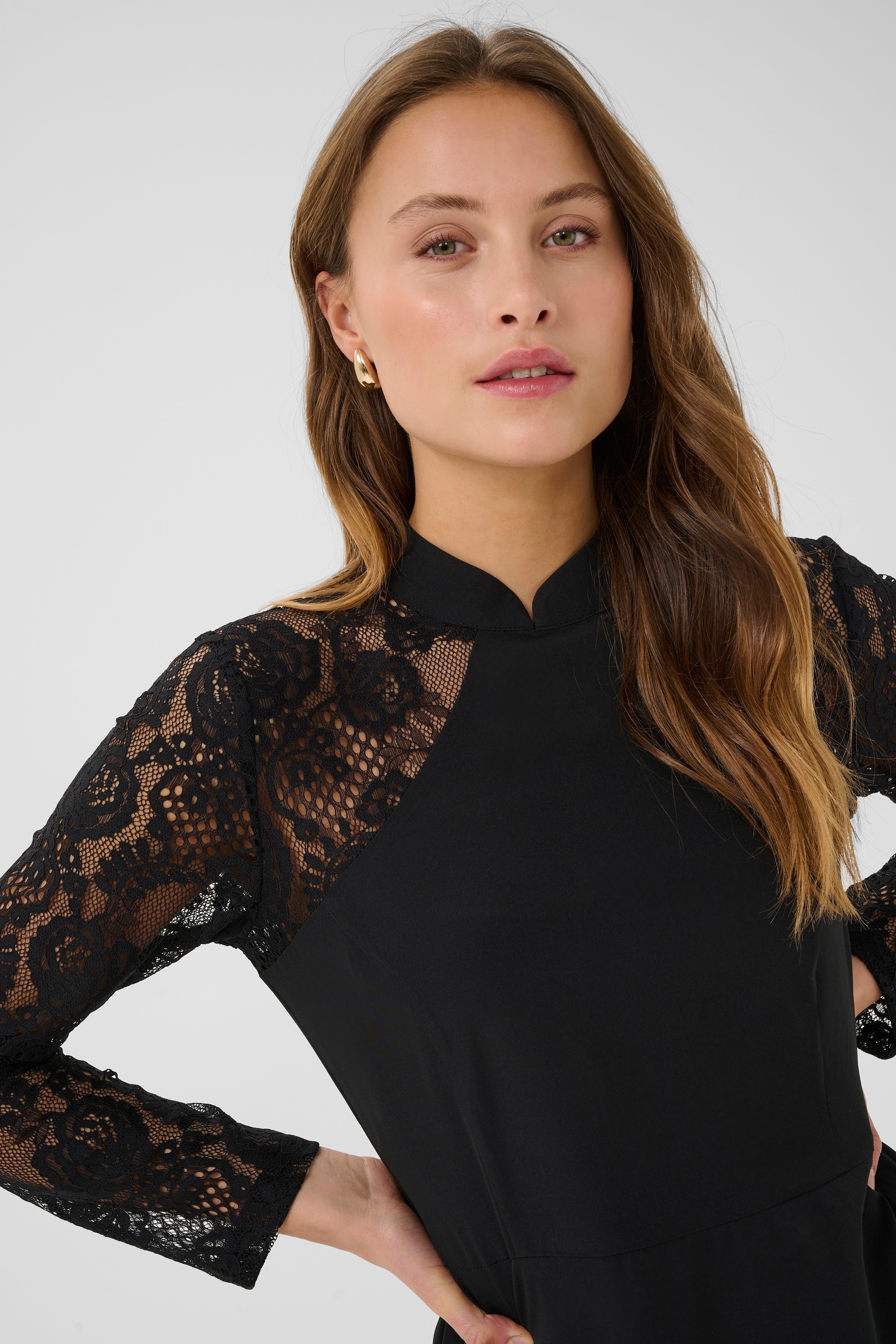 CUpiona Kjole LOOKBOOK DETAIL 50112655-500012