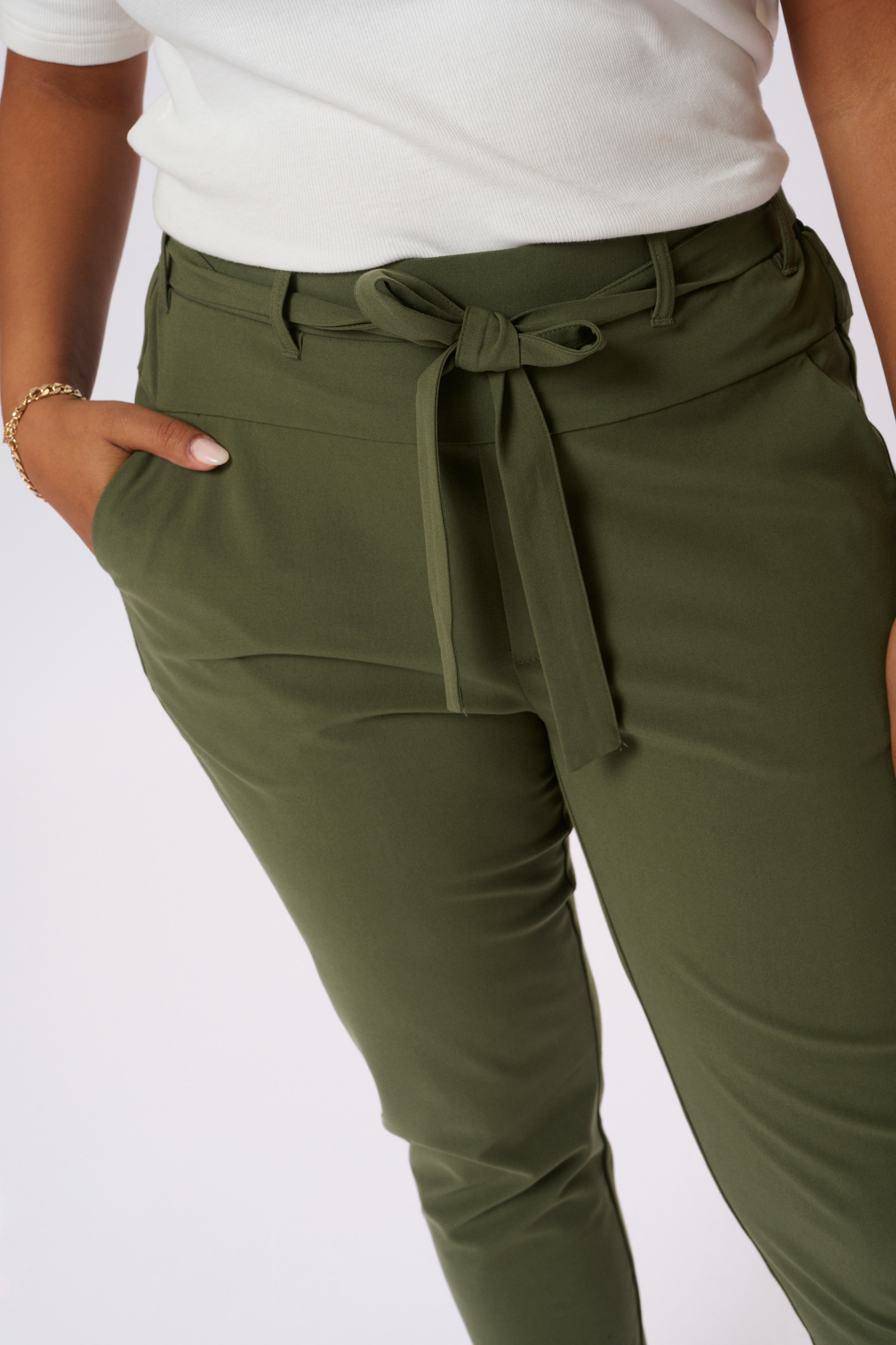 KCjia Belt Trousers LOOKBOOK DETAIL 10580008-190511