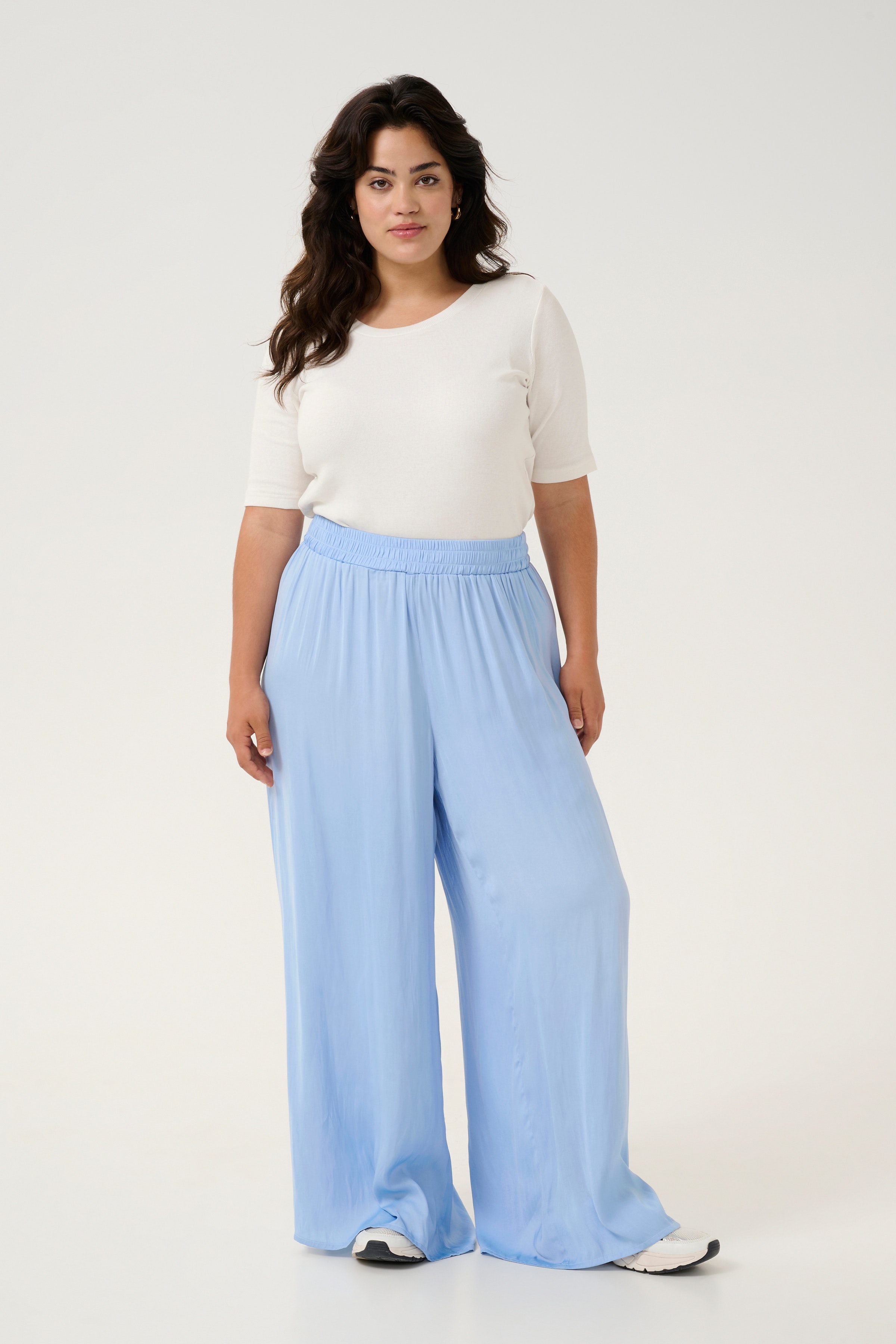 KCamalie Trousers LOOKBOOK FRONT 10582451-164016