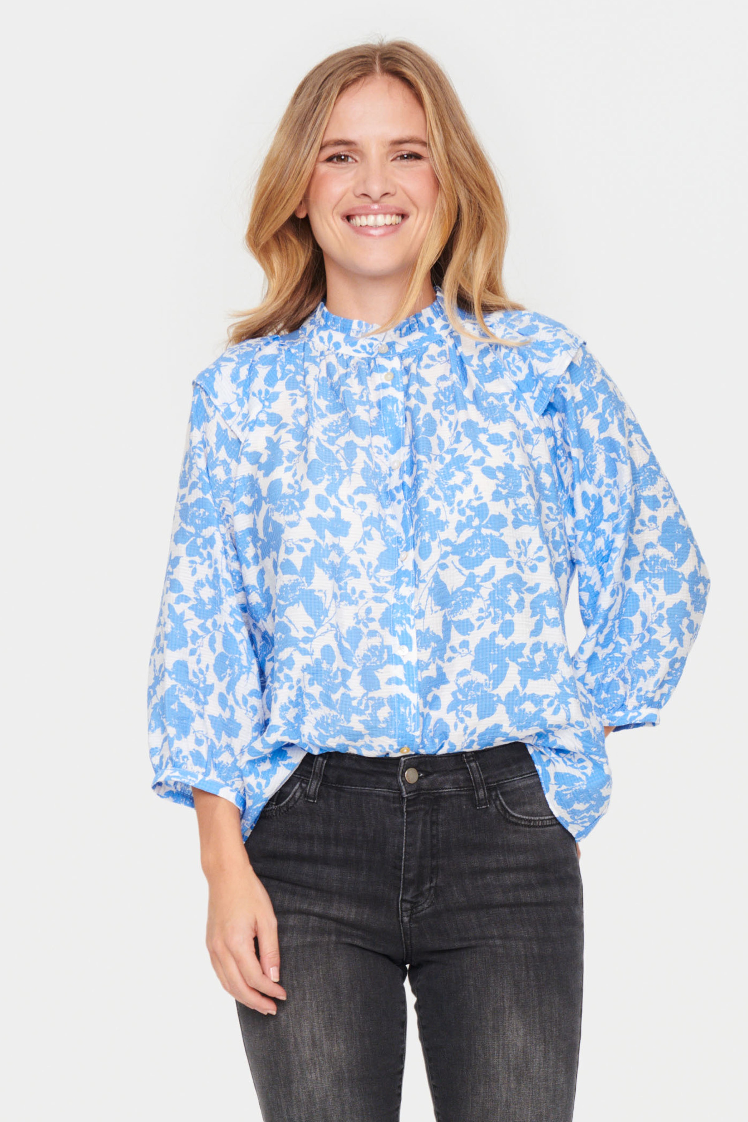 DaphneSZ Shirt LOOKBOOK FRONT 30513088-302676