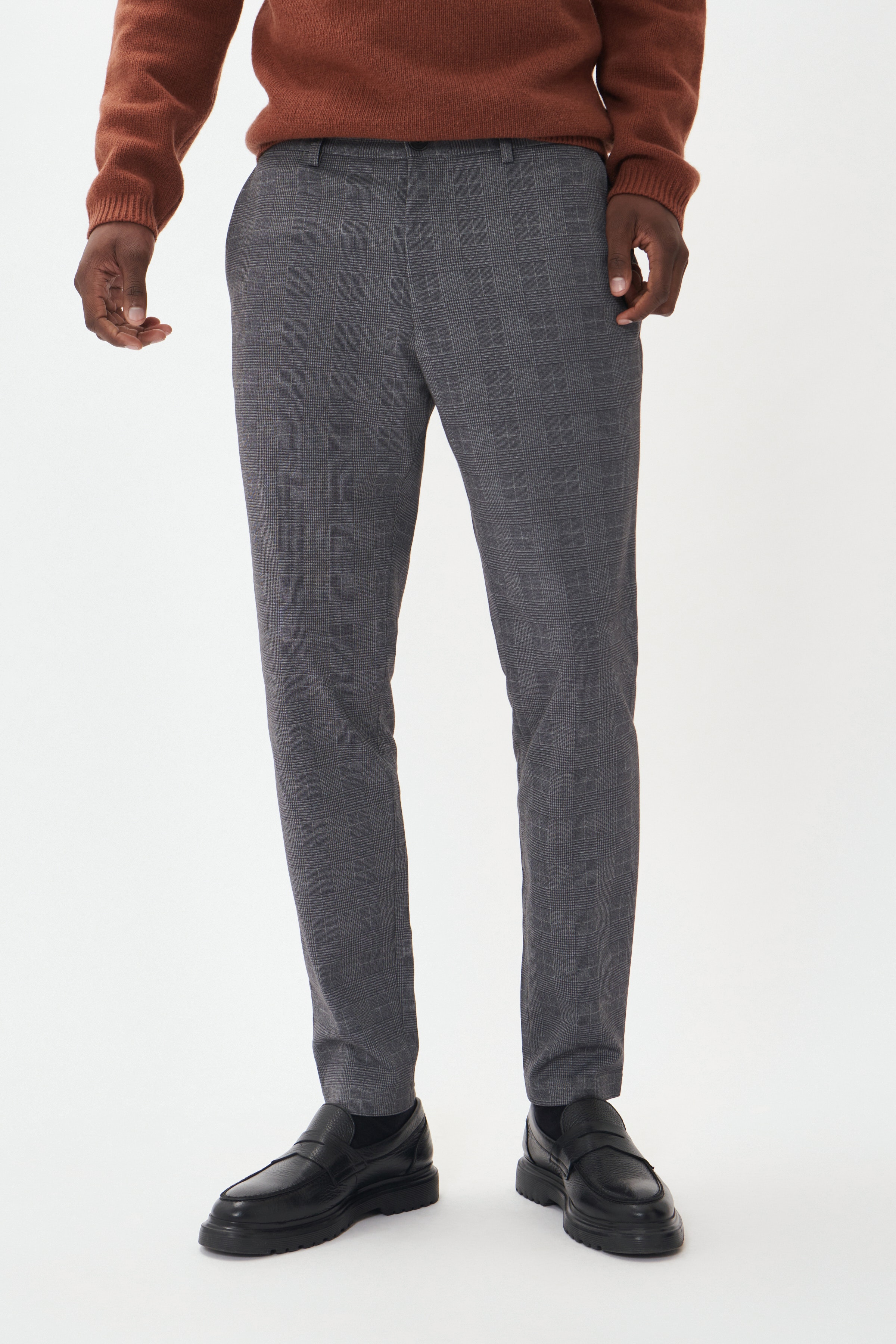 MAliam Broek LOOKBOOK FRONT 30207407-300271