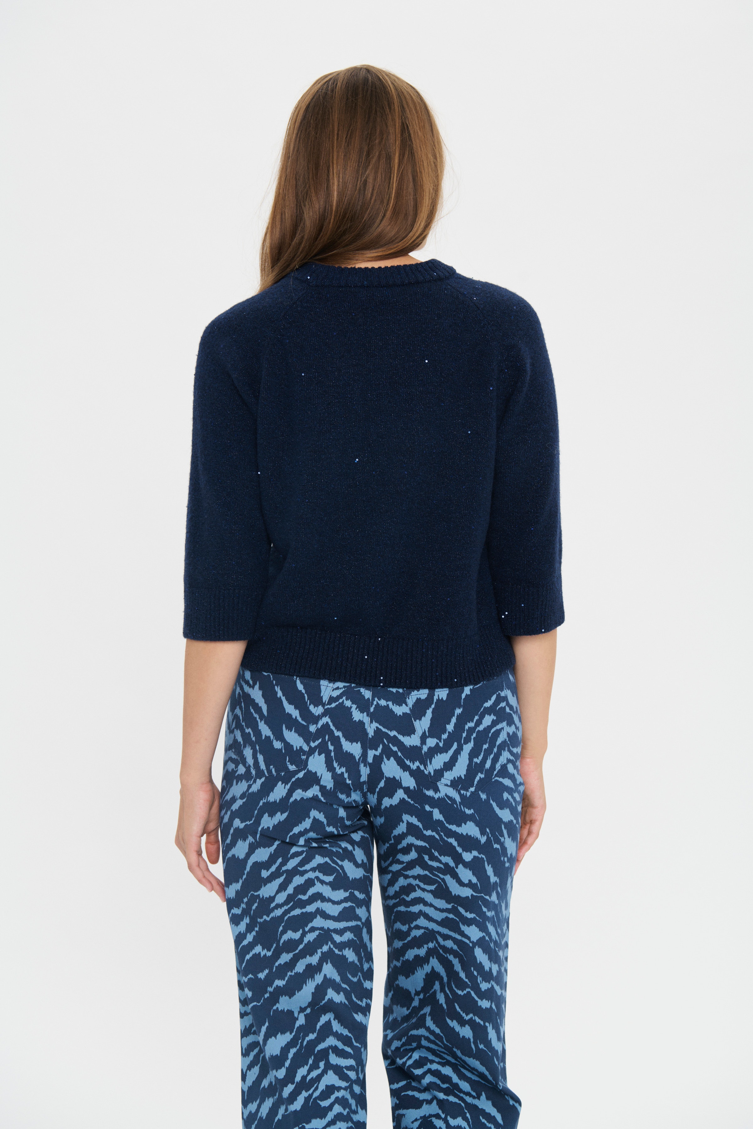 NovaSZ Pullover LOOKBOOK BACK 30514622-193924