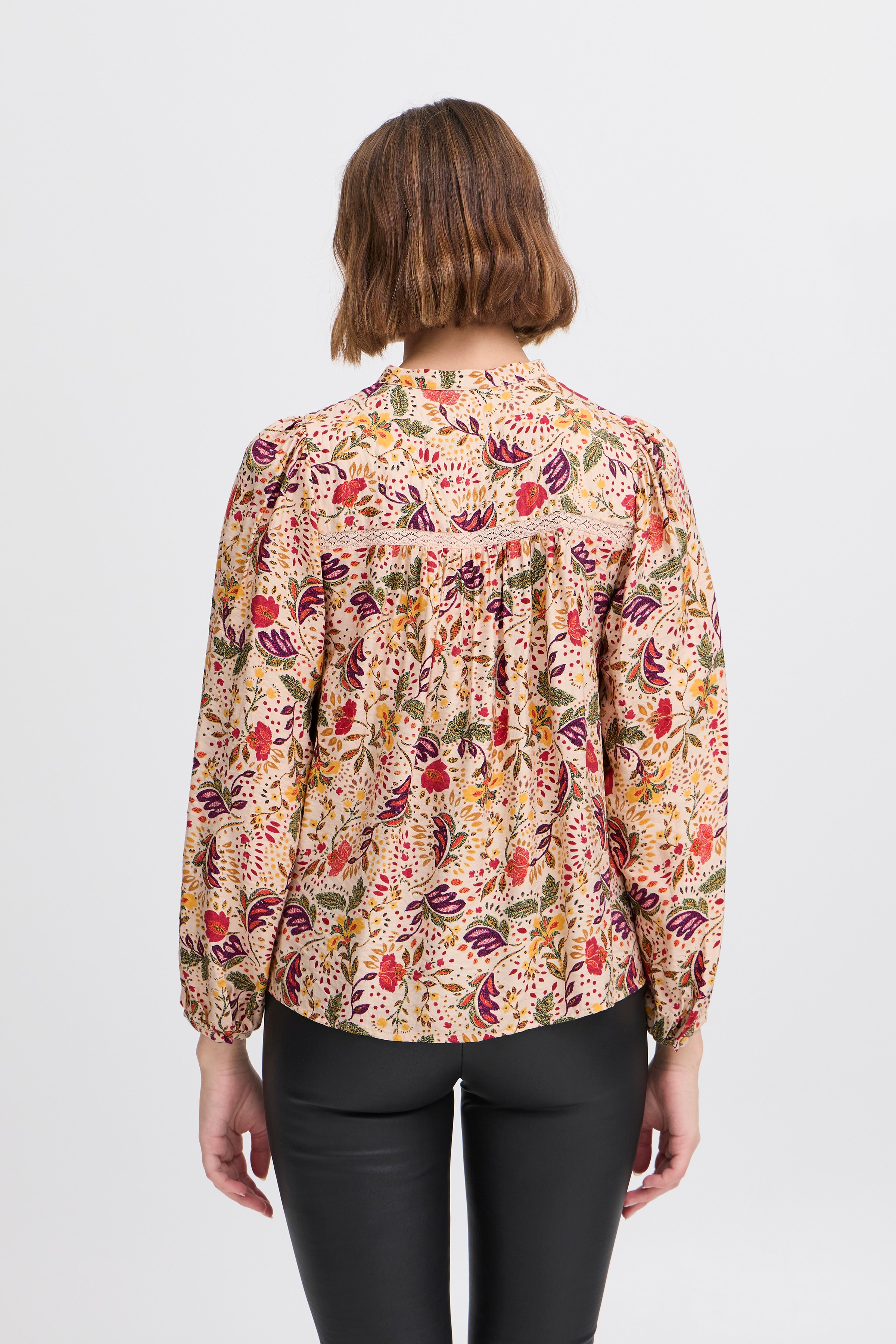 IRNOLA Blouse met lange mouwen LOOKBOOK BACK 20122071-141209