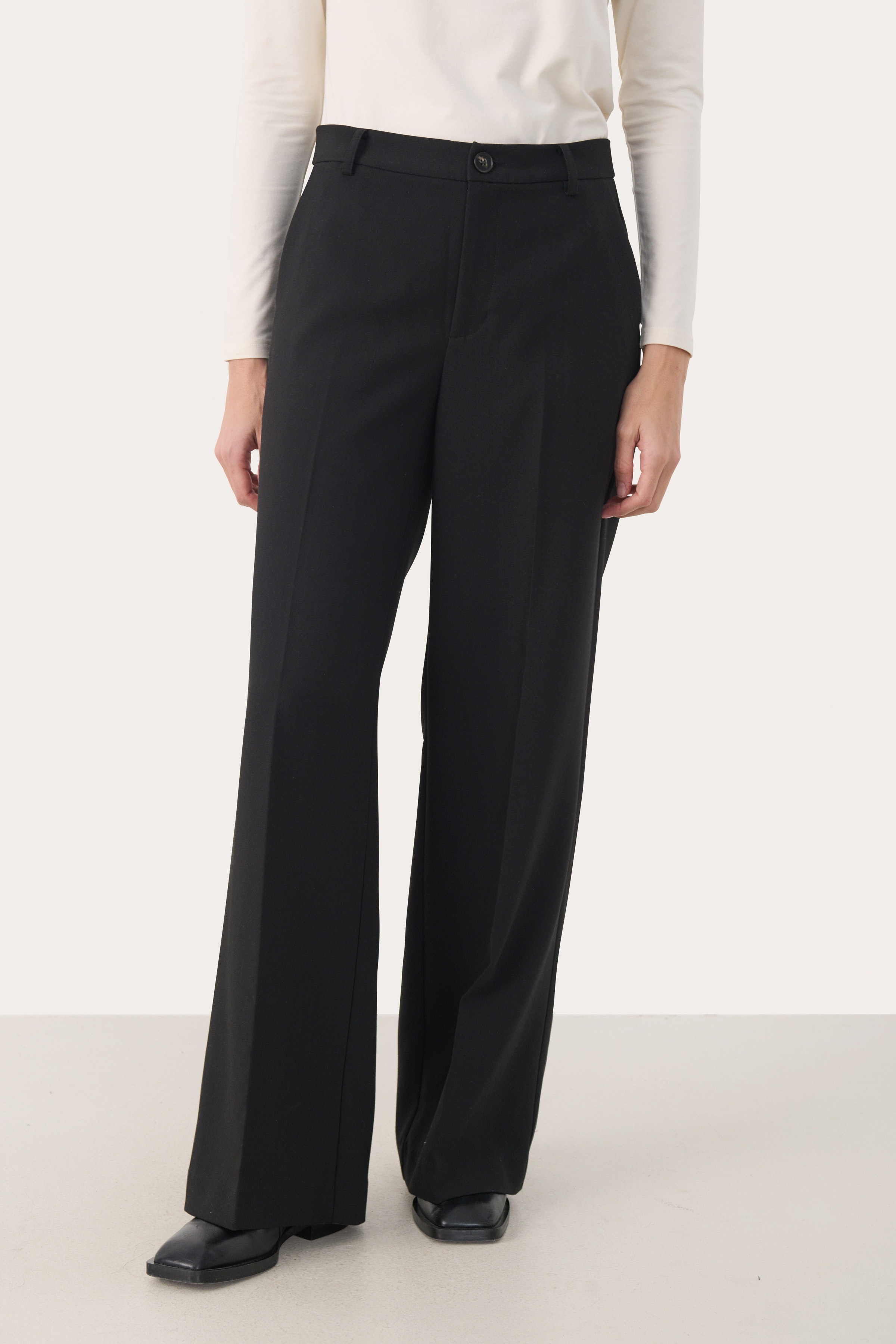 NinnesaPW Trousers LOOKBOOK FRONT 30309542-194008