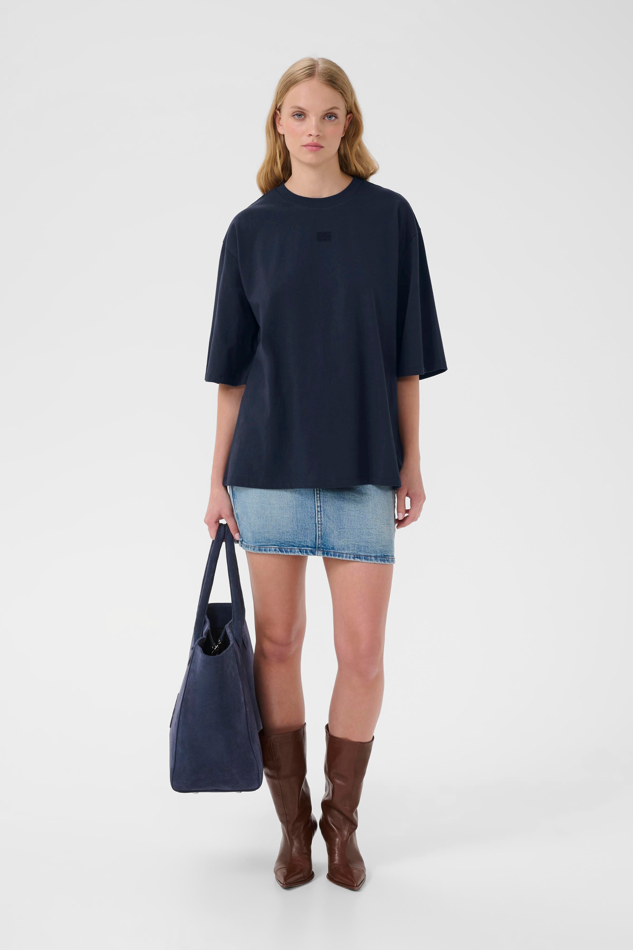 GZcamu T-shirt LOOKBOOK FRONT 10910971-193922