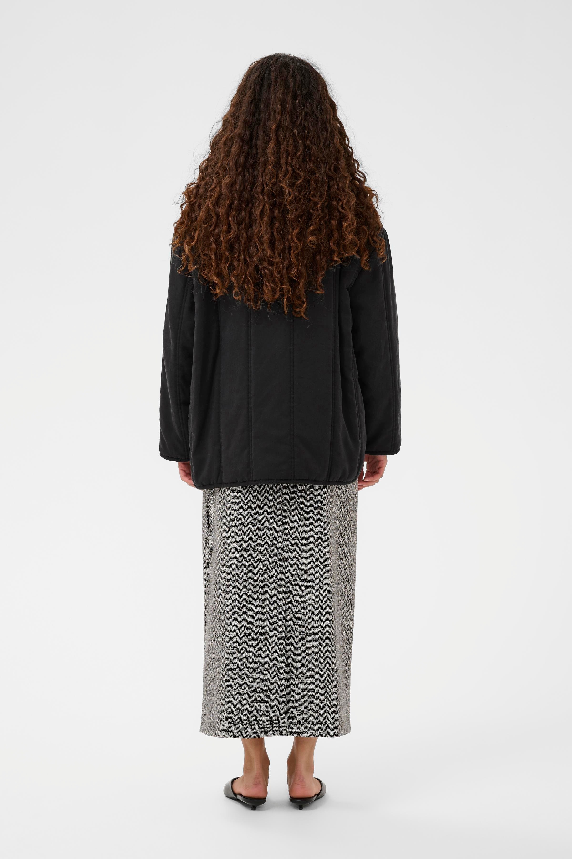 SLElira Outerwear LOOKBOOK BACK 30408828-304376