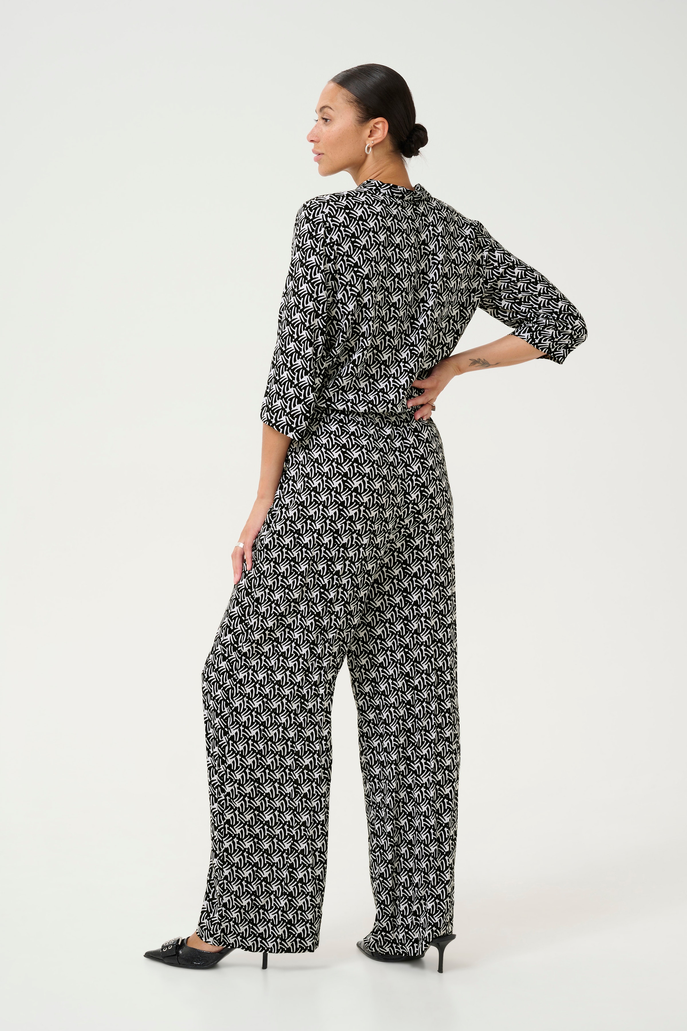 KAsanne Jumpsuit LOOKBOOK BACK 10509808-107090