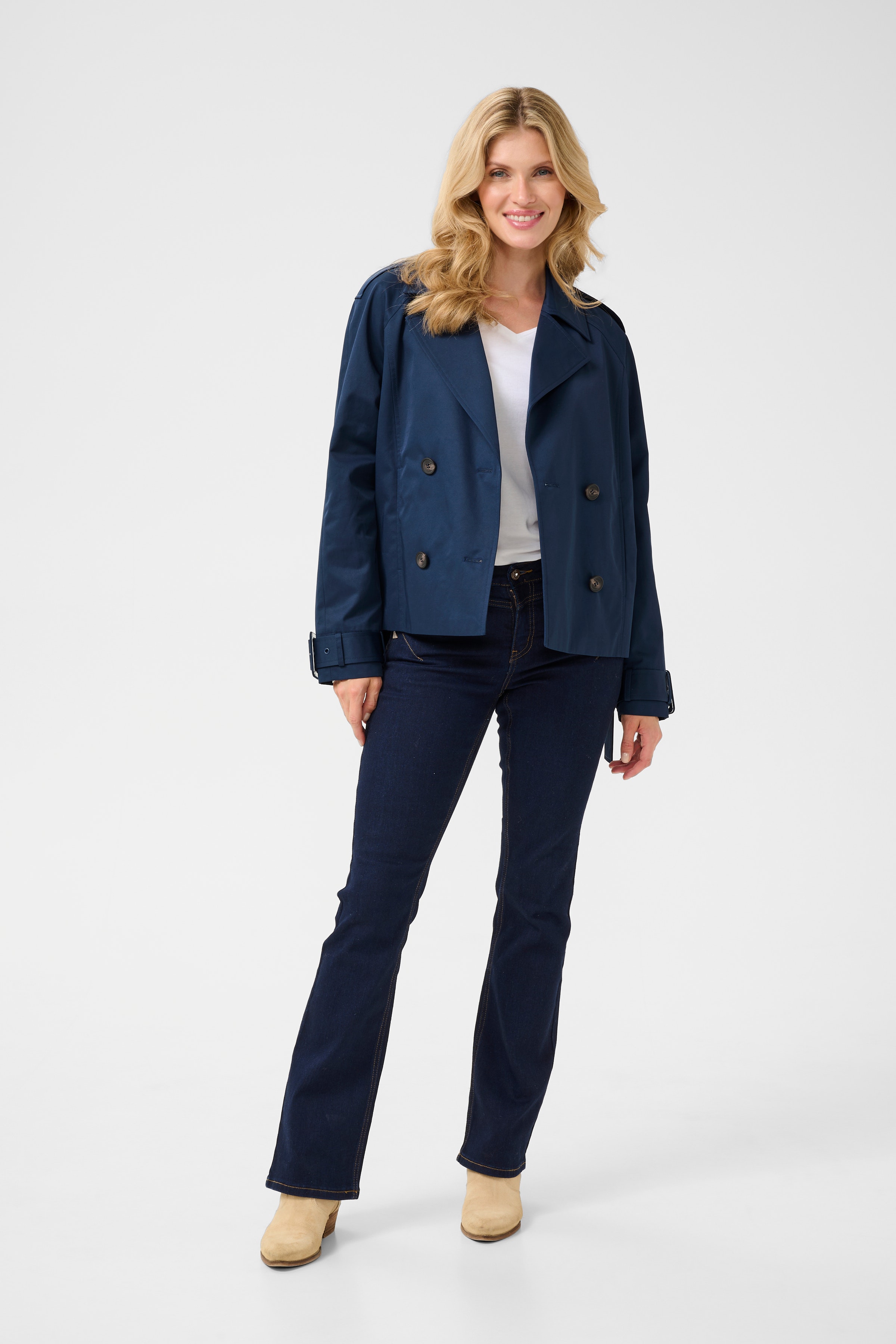 CRRea Kort trenchcoat LOOKBOOK FRONT 10613209-194024