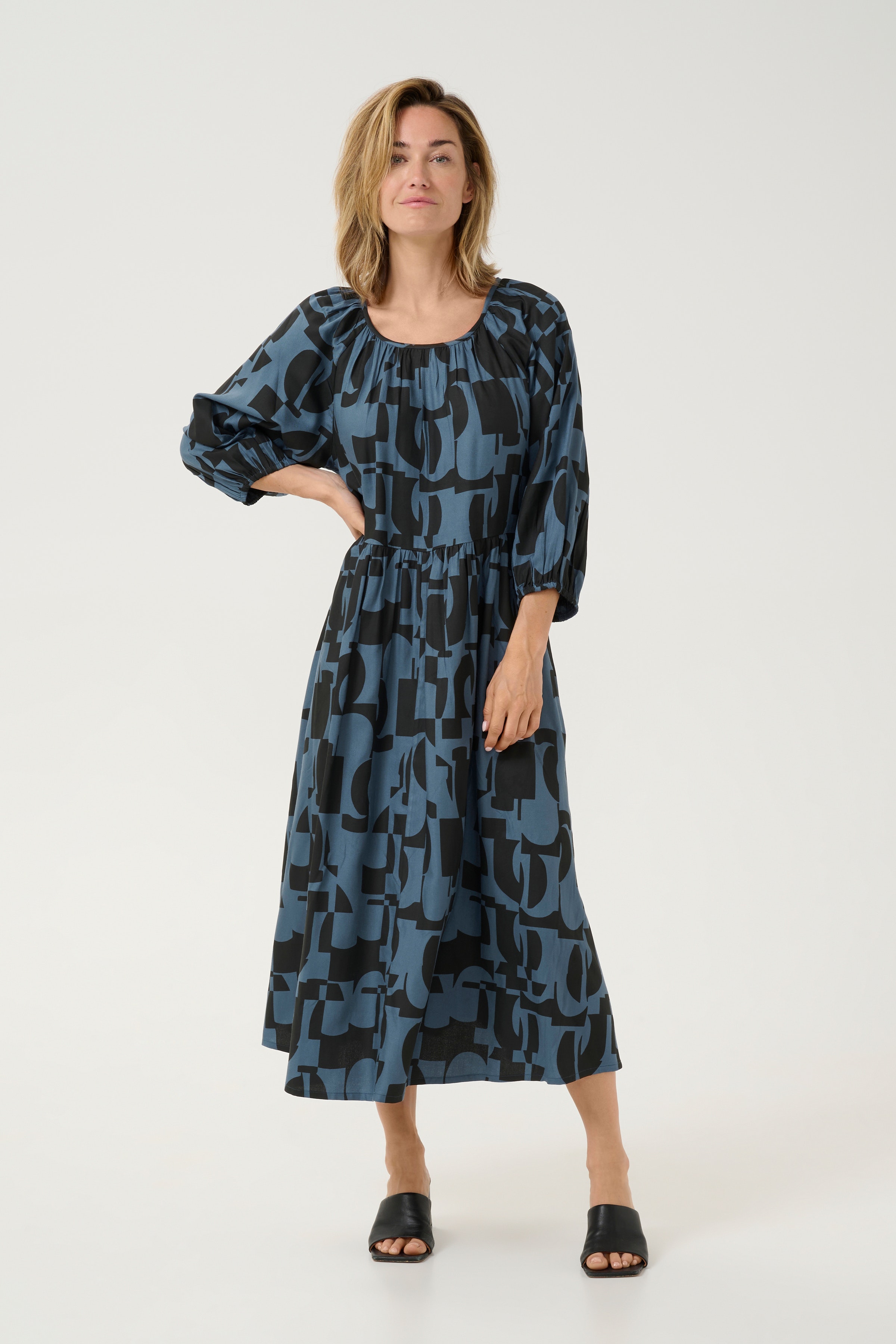 BPzia Kjole LOOKBOOK FRONT 10590748-106738B