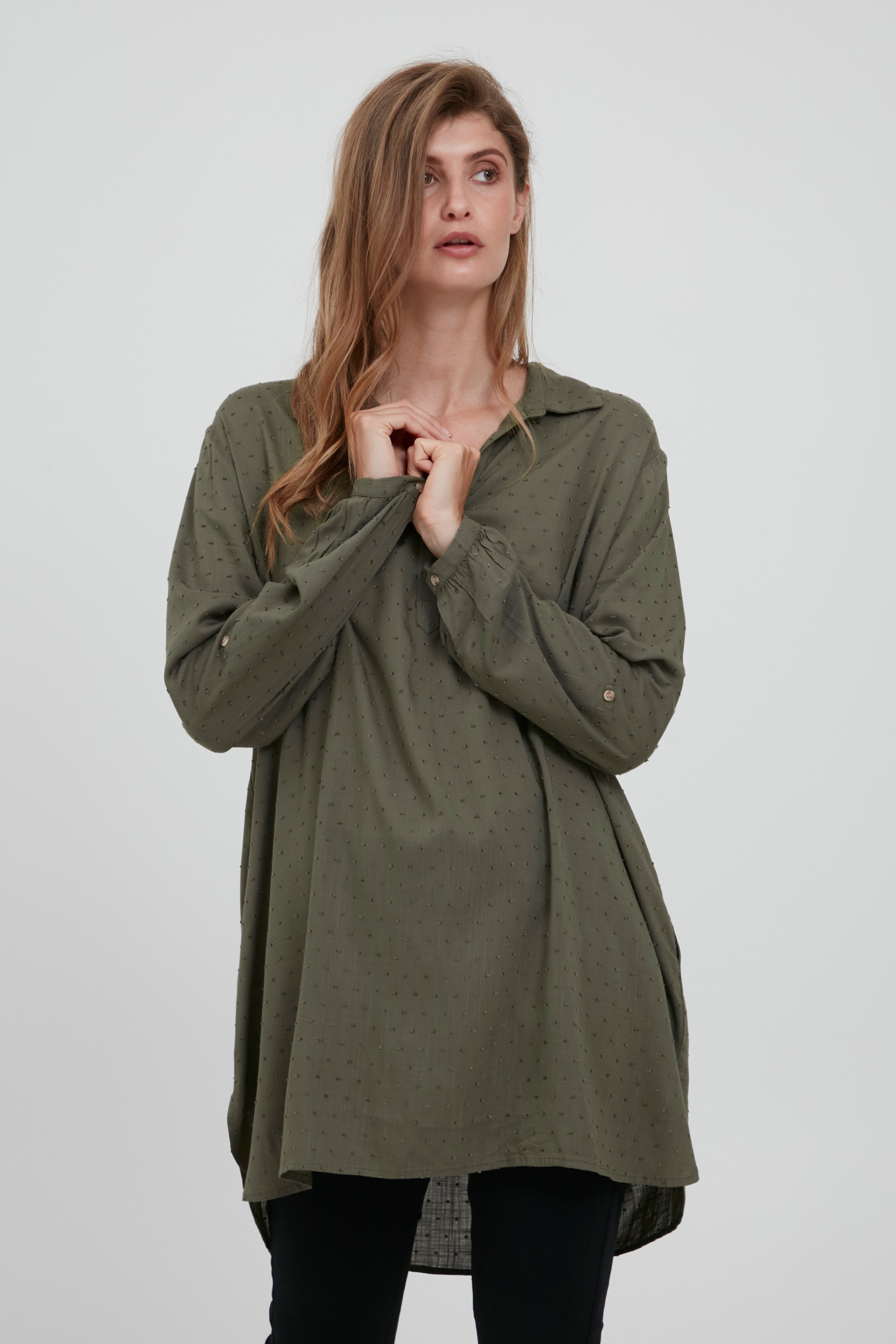 Tunic LOOKBOOK FRONT 20609832-180515
