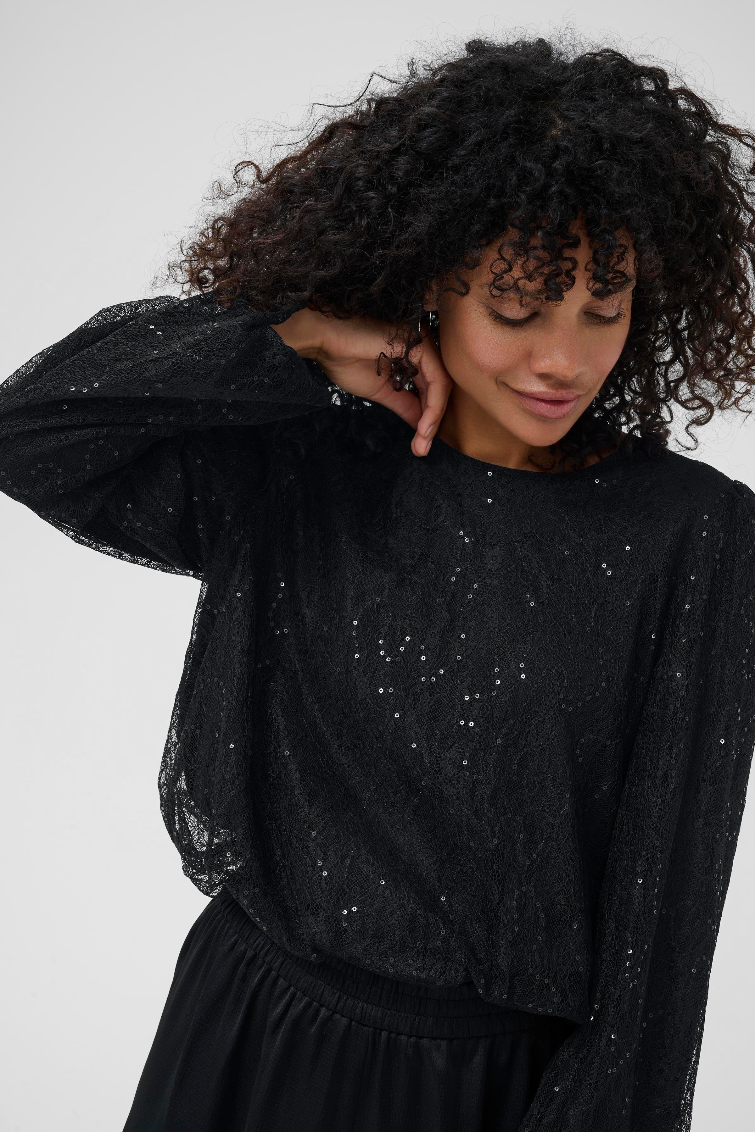 KAotilia Bluse LOOKBOOK DETAIL 10510968-100121