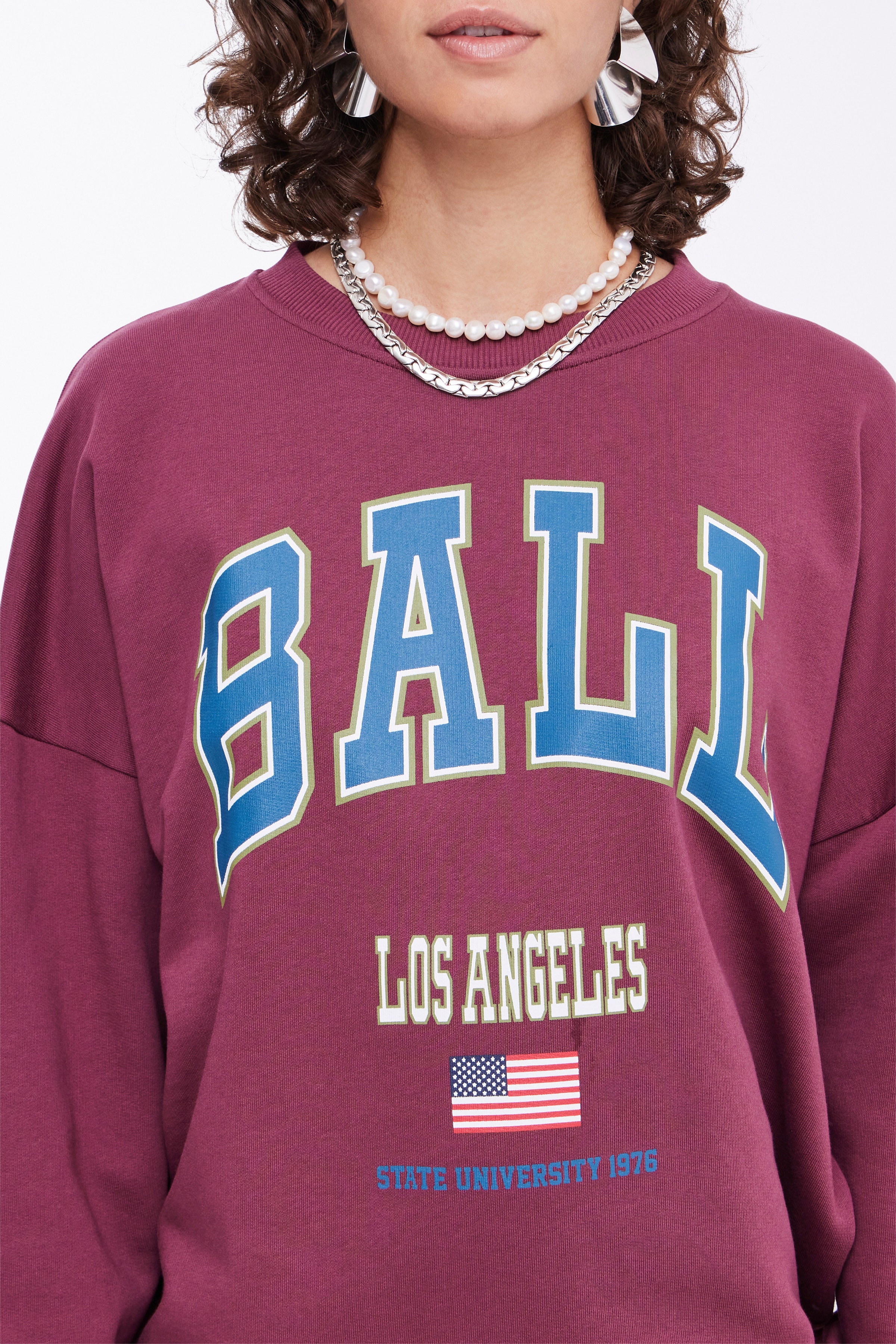 D. JEFF SWEATSHIRT LOOKBOOK DETAIL 50400025-191617