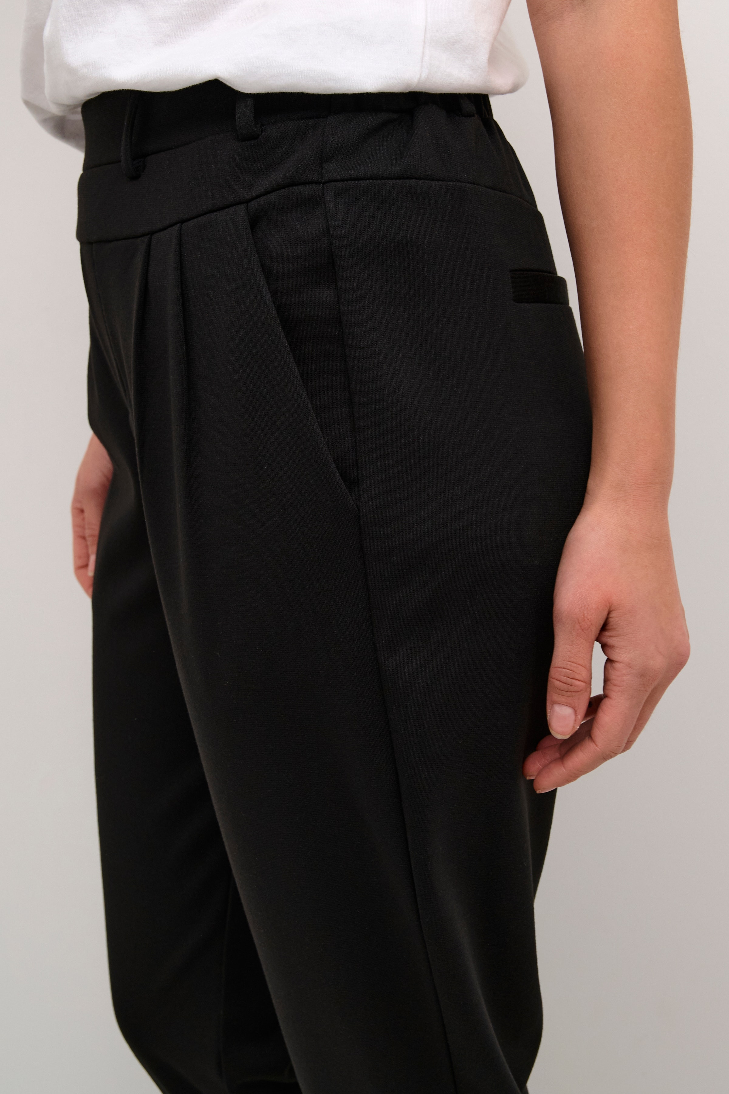 KAjenny Trousers LOOKBOOK DETAIL 10508651-100121