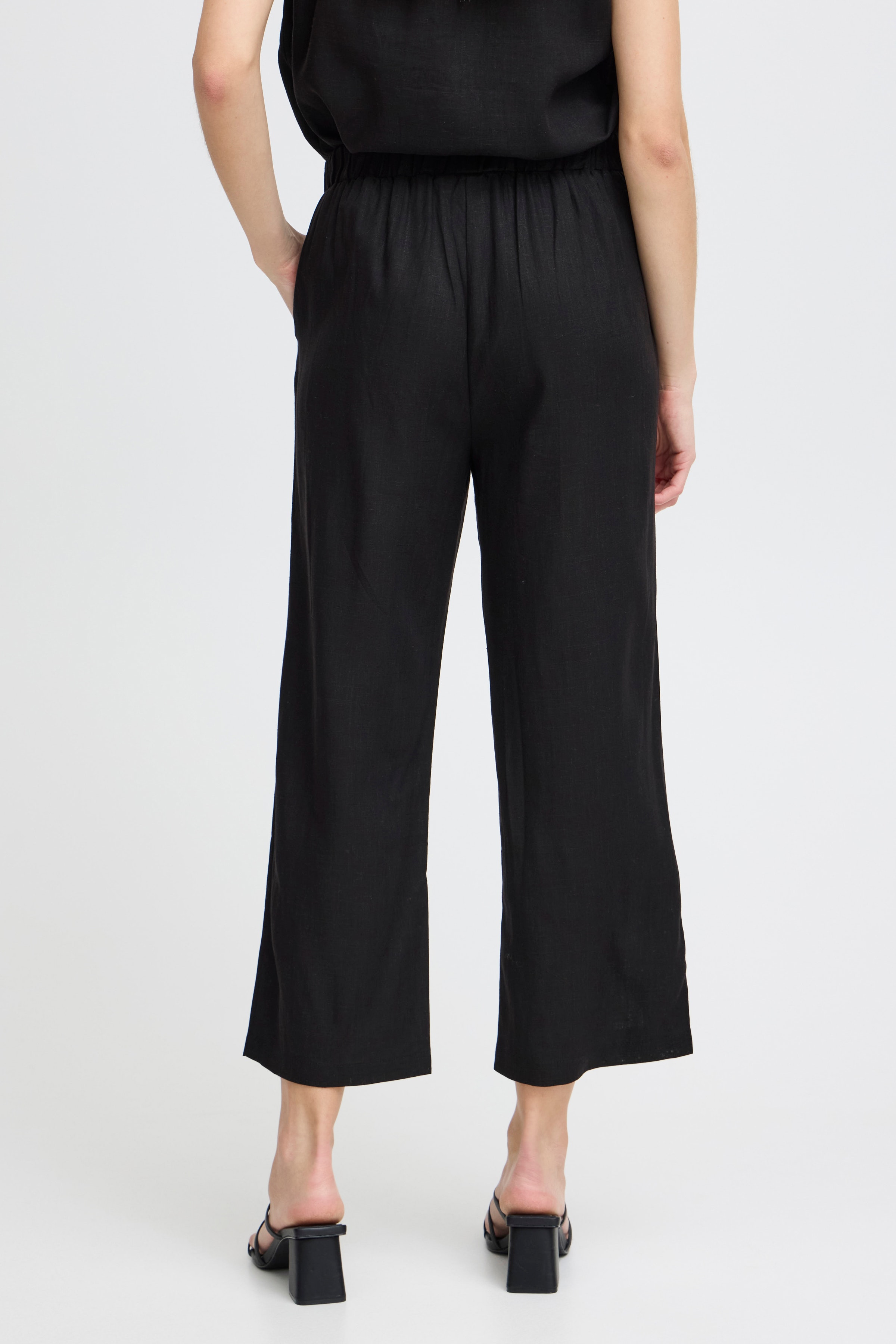 FRJUNA Trousers LOOKBOOK FRONT 20614104-200113