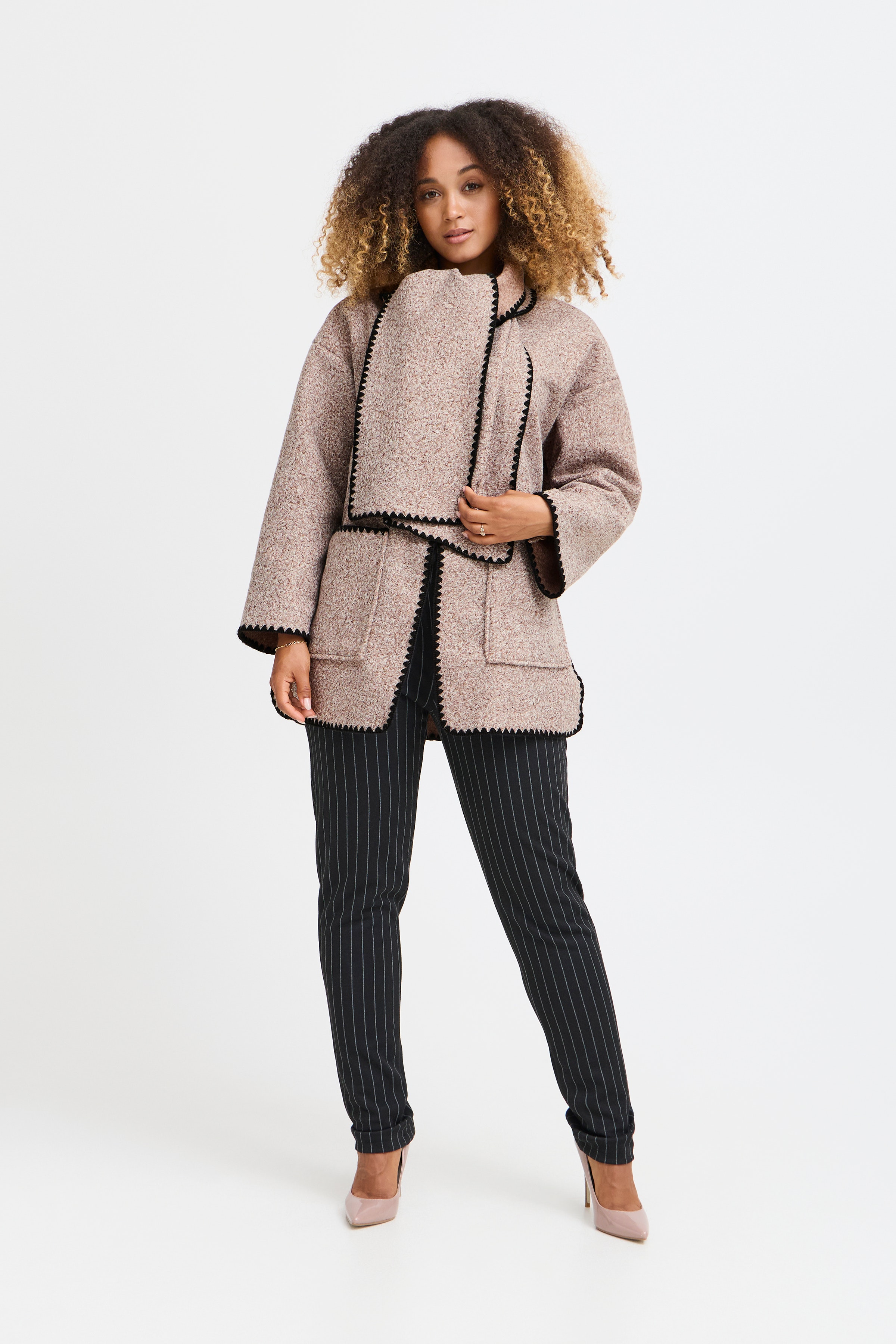 SBBEATRIX Casual jakke LOOKBOOK FRONT 22100810-130907