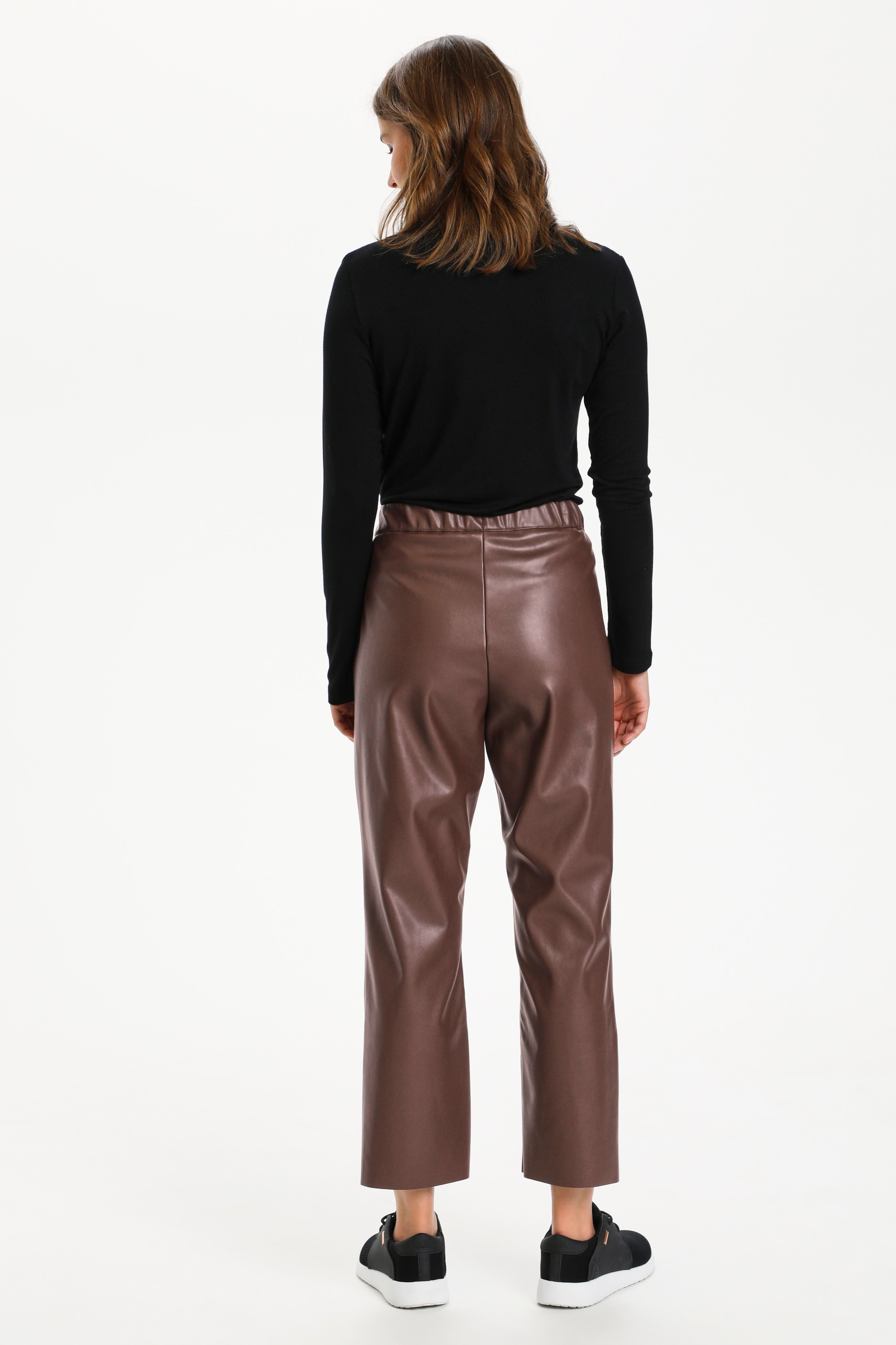 KAvirisa Fake Leather HW Pants Casual LOOKBOOK FRONT 10505806-191213