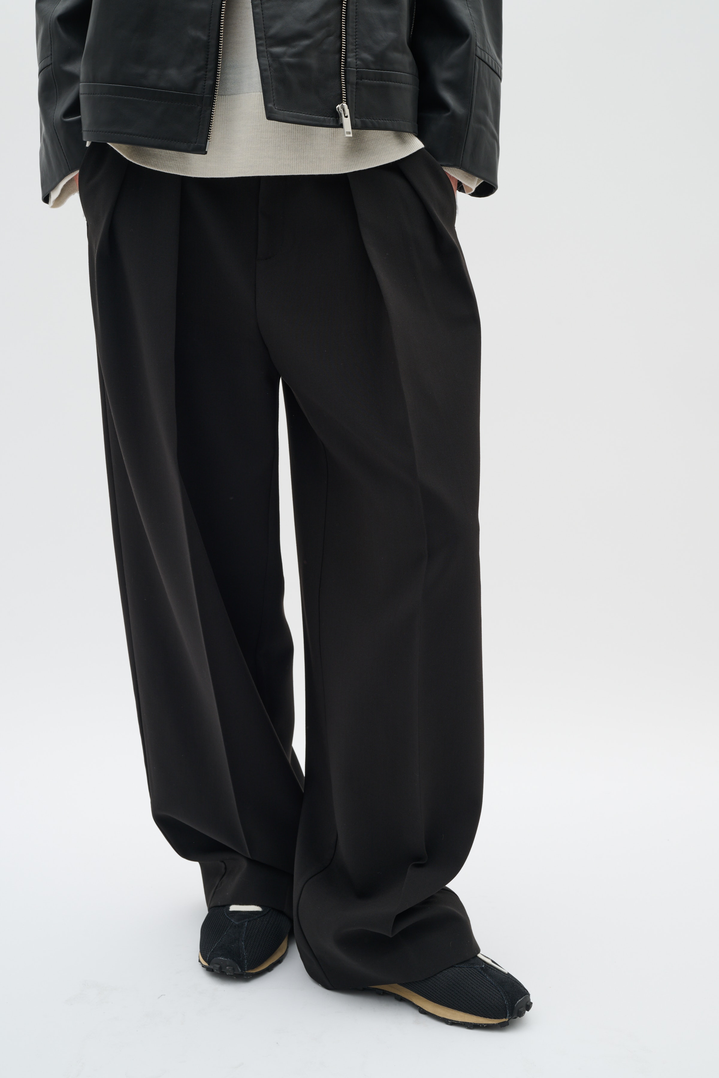 BryelleIW Bukser LOOKBOOK FRONT 30110991-194008