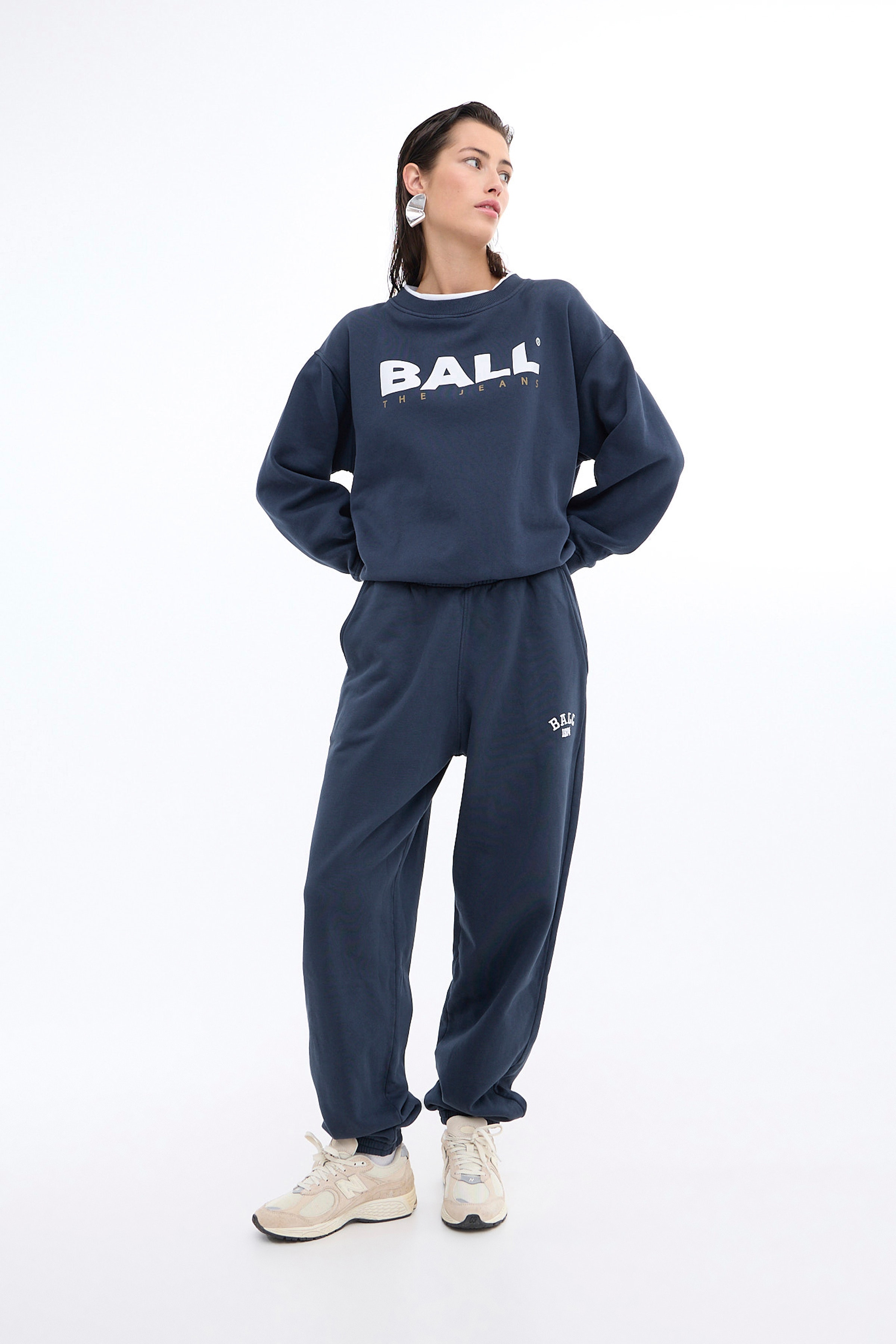 BASIMONA Sweatshirt LOOKBOOK FRONT 50405055-193921