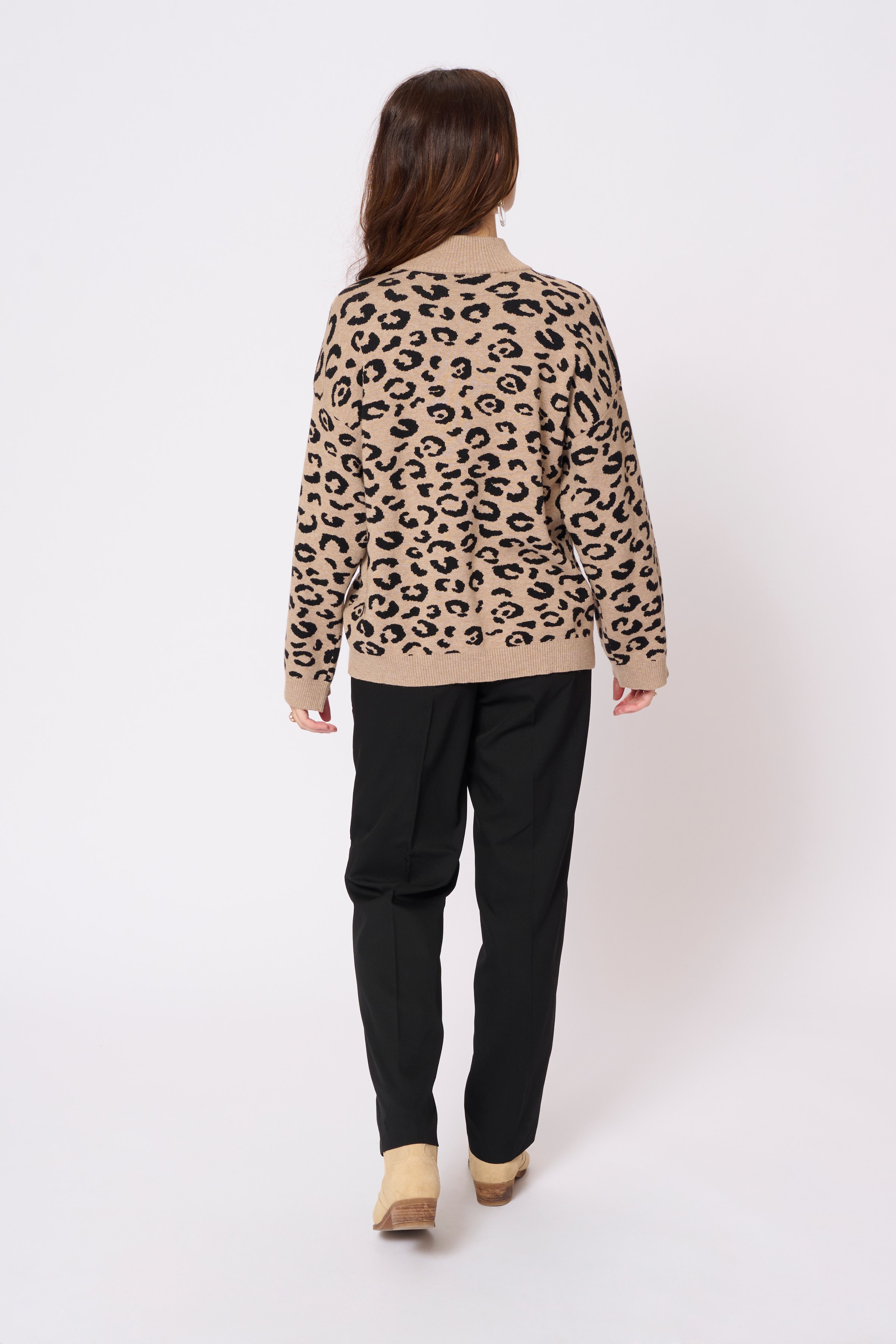 CRSava Leopard genser LOOKBOOK BACK 10613664-107455