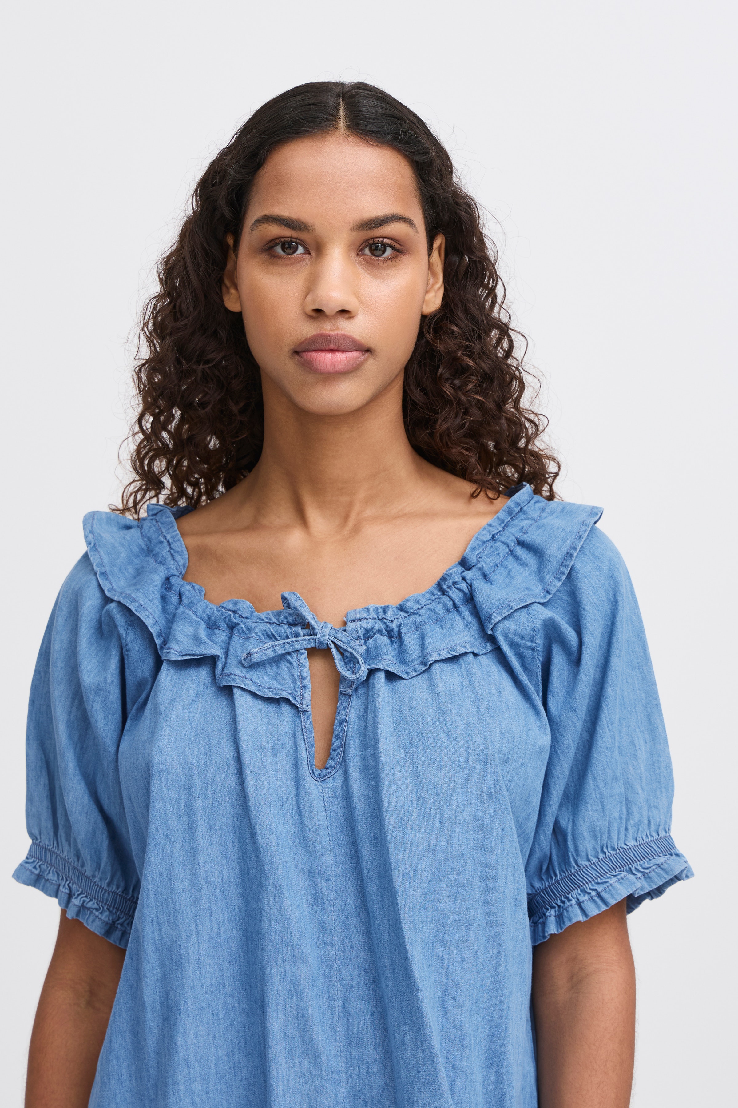 IHBARCY Kortærmet bluse LOOKBOOK DETAIL 20122683-204346