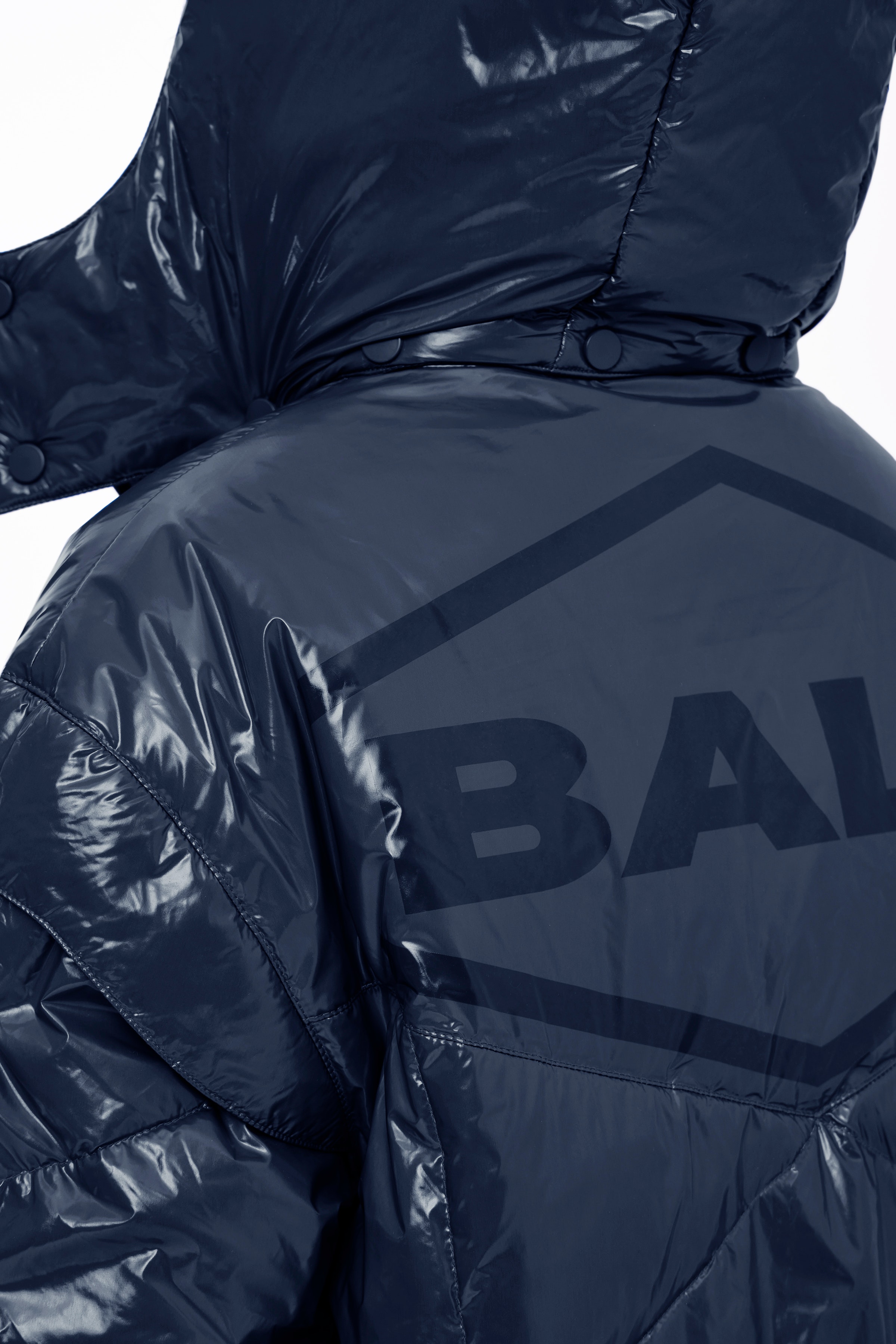 BASALVADORE Outerwear LOOKBOOK DETAIL 50405037-193921