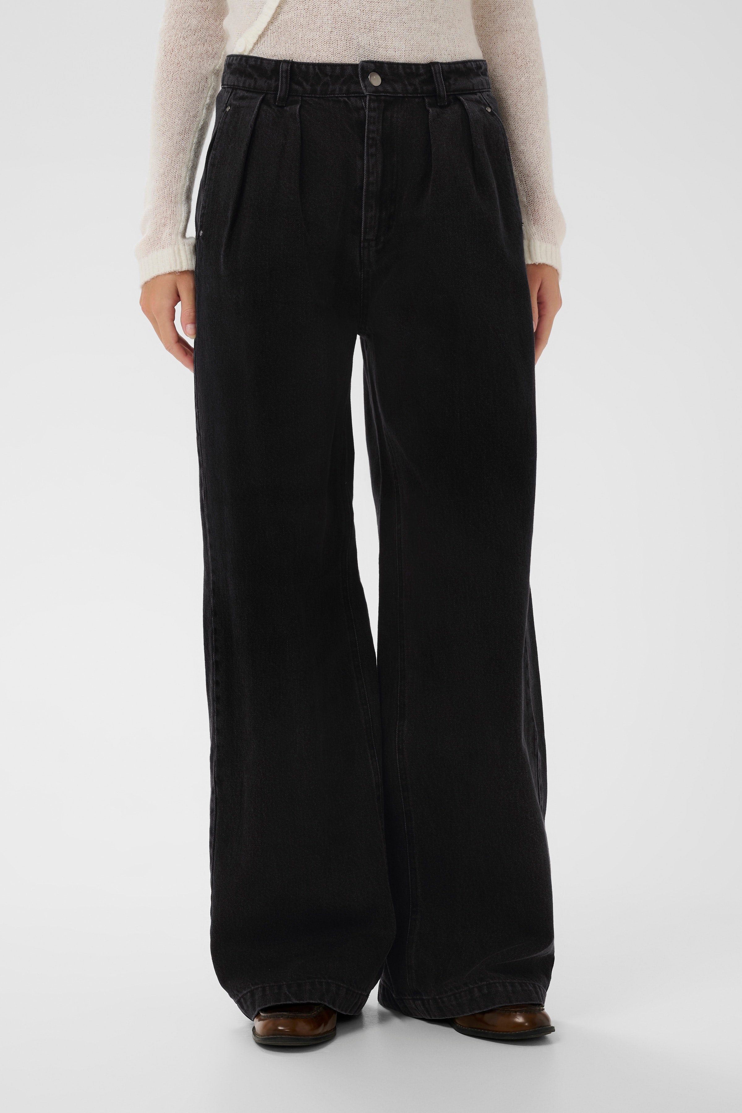 NadyaSZ Jeans LOOKBOOK FRONT 30514566-193911